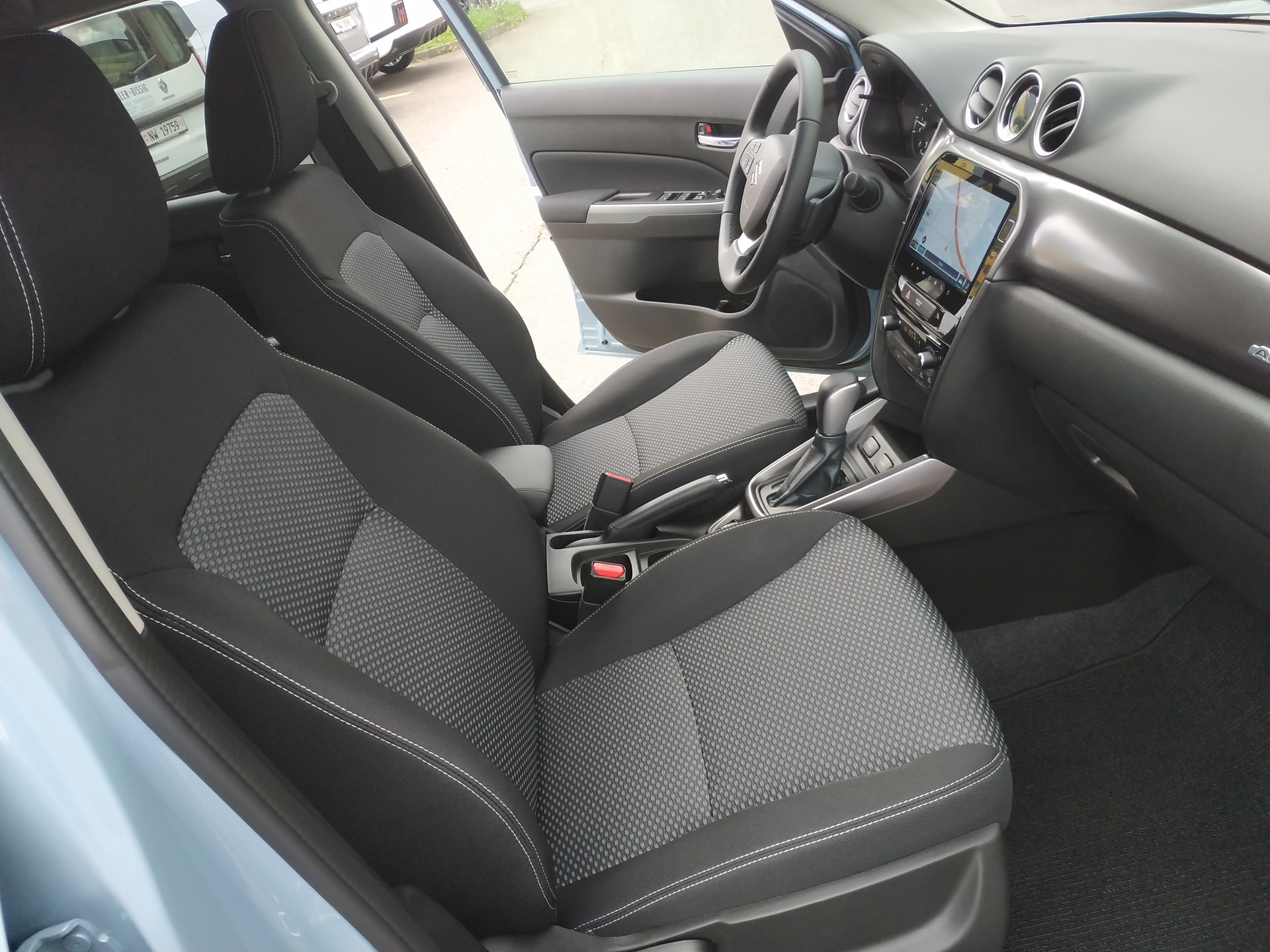 SUZUKI Vitara 1.4 Boosterjet Compact + 4x4 Hybrid Automatic-image-13