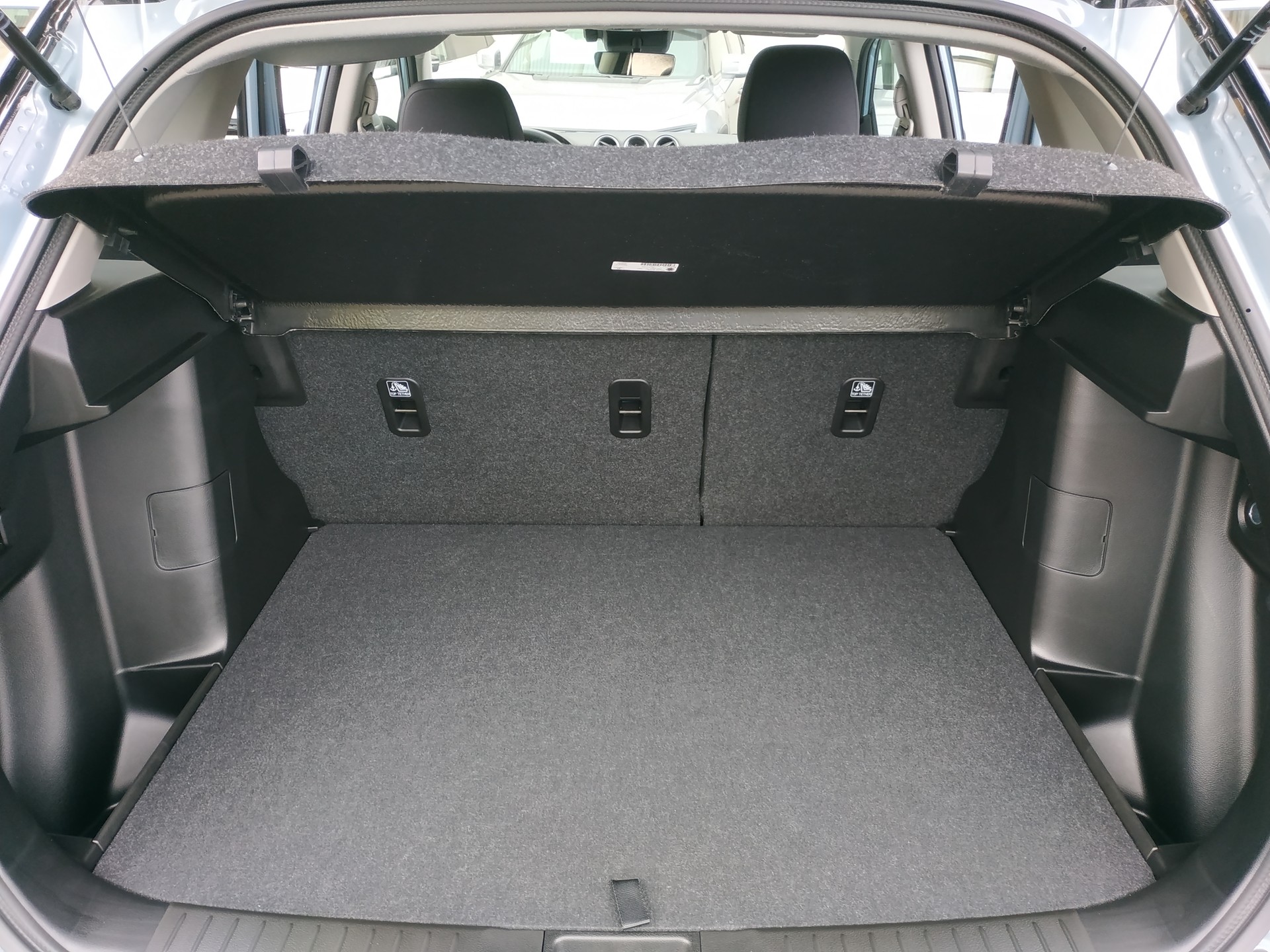 SUZUKI Vitara 1.4 Boosterjet Compact + 4x4 Hybrid Automatic-image-21