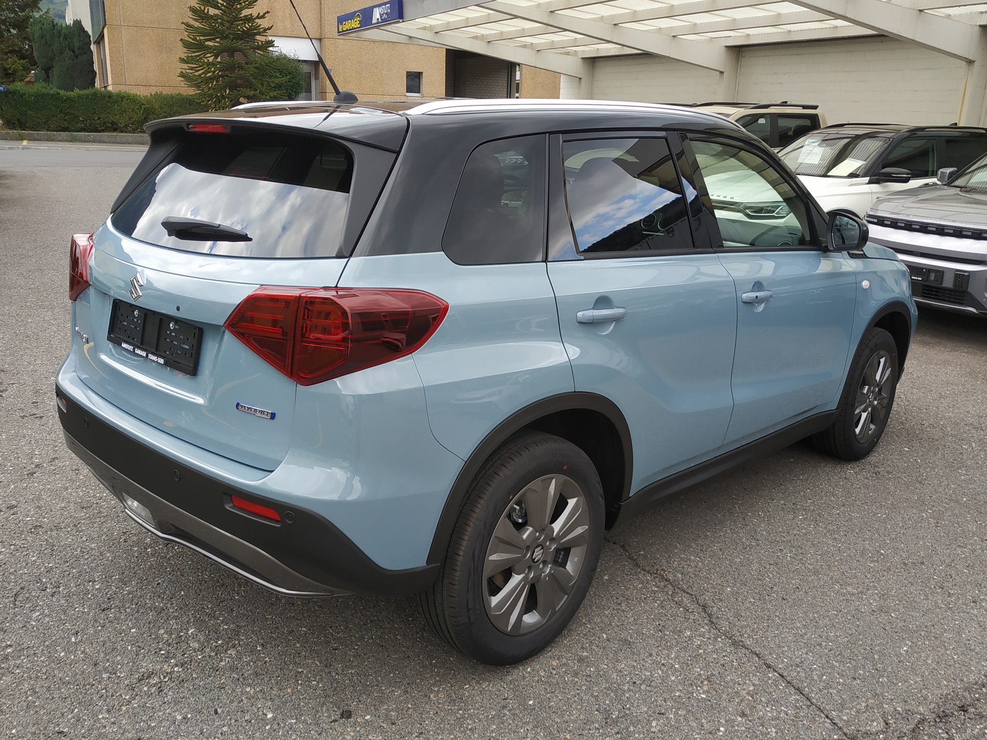 SUZUKI Vitara 1.4 Boosterjet Compact + 4x4 Hybrid Automatic-image-5