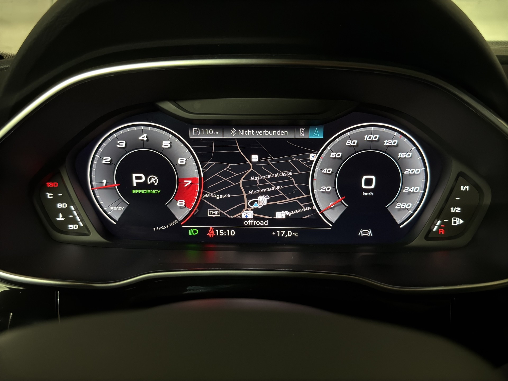 AUDI Q3 45 TFSI S line quattro S-tronic-image-15