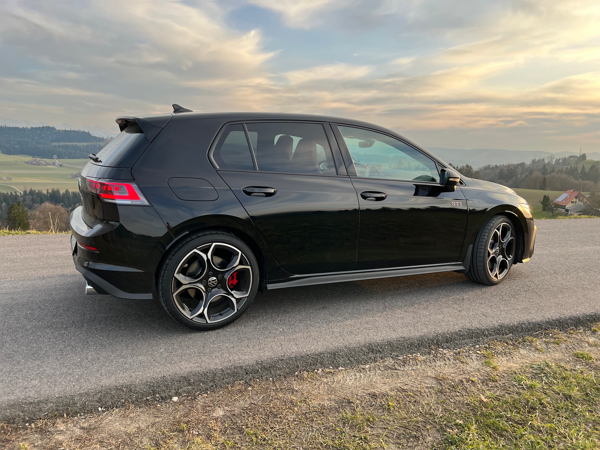 VW 2.0 TSI GTI DSG-image-1