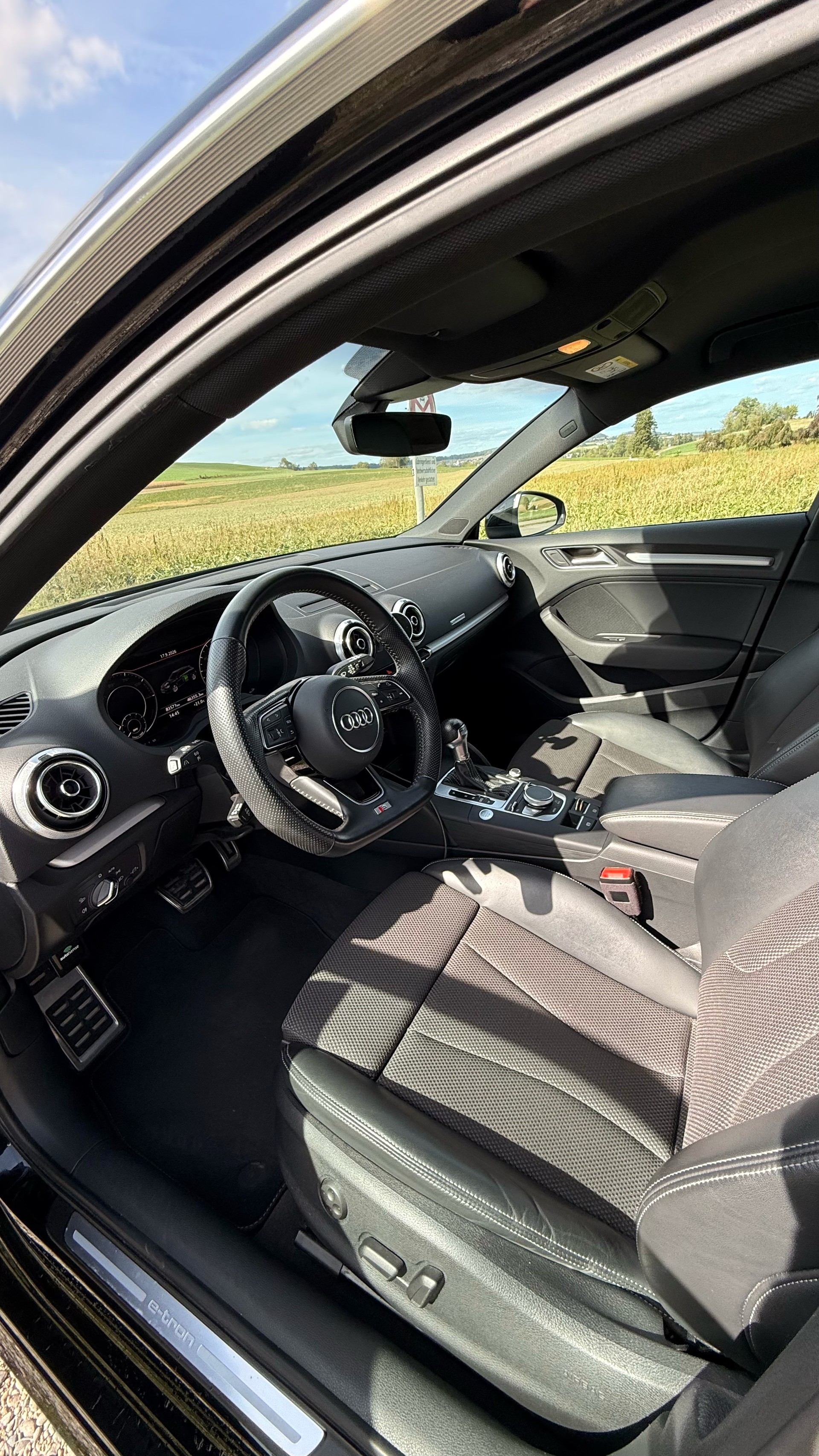 AUDI 1.4 T FSI e-tron S-Tronic-image-3
