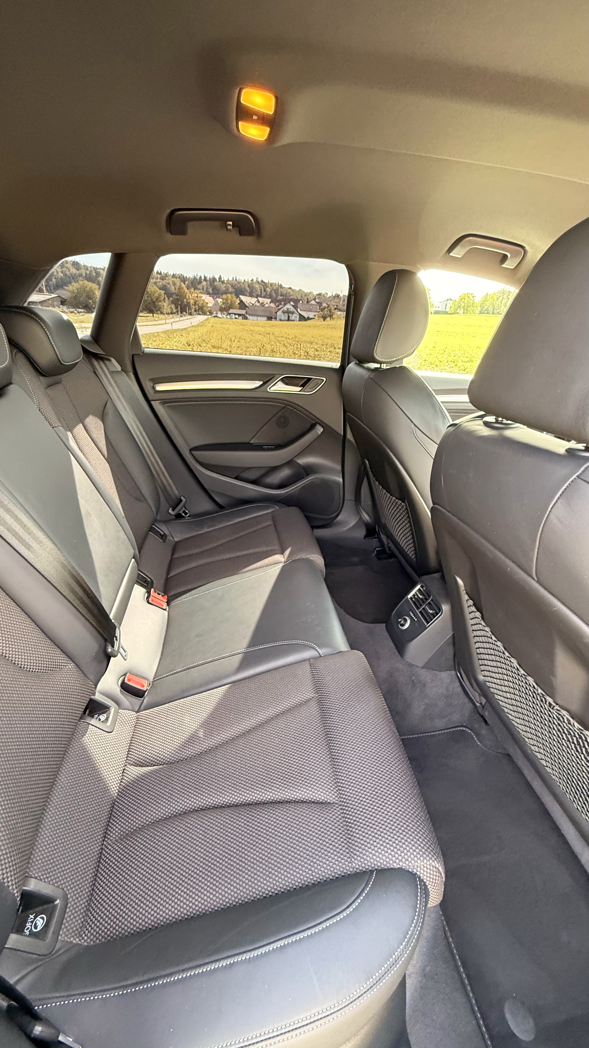 AUDI 1.4 T FSI e-tron S-Tronic-image-4
