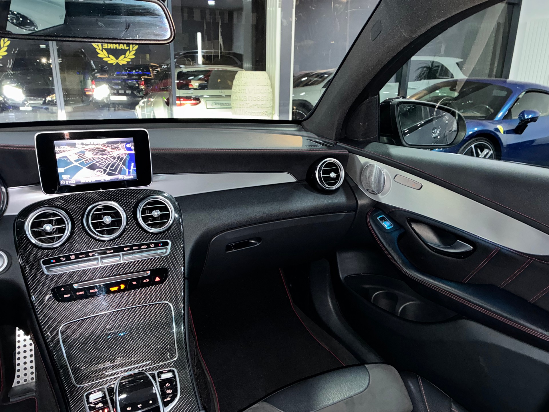 MERCEDES-BENZ GLC Coupé 43 AMG 4Matic 9G-Tronic-image-9