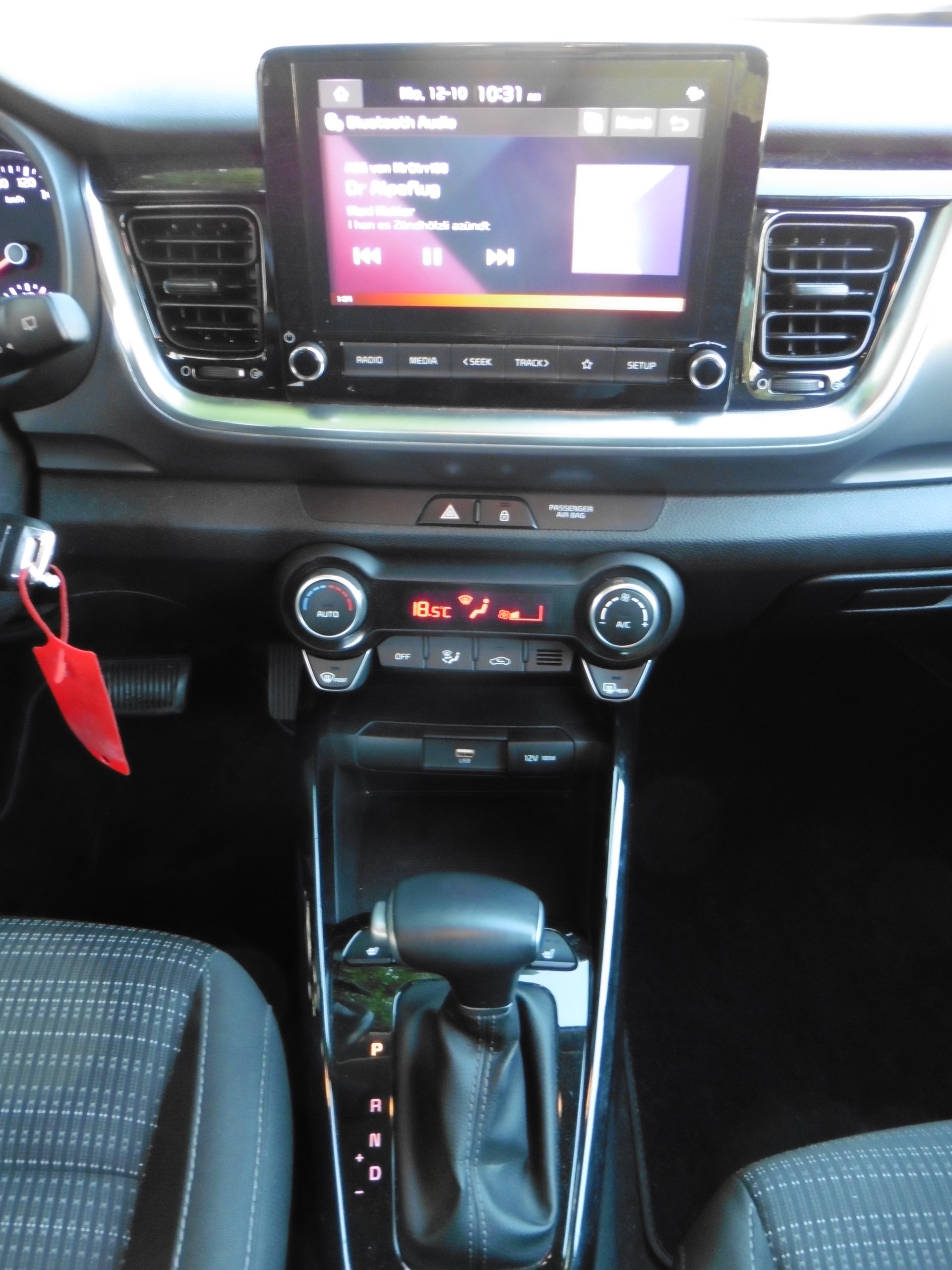 KIA Stonic 1.0 T-GDI Power DCT-image-11