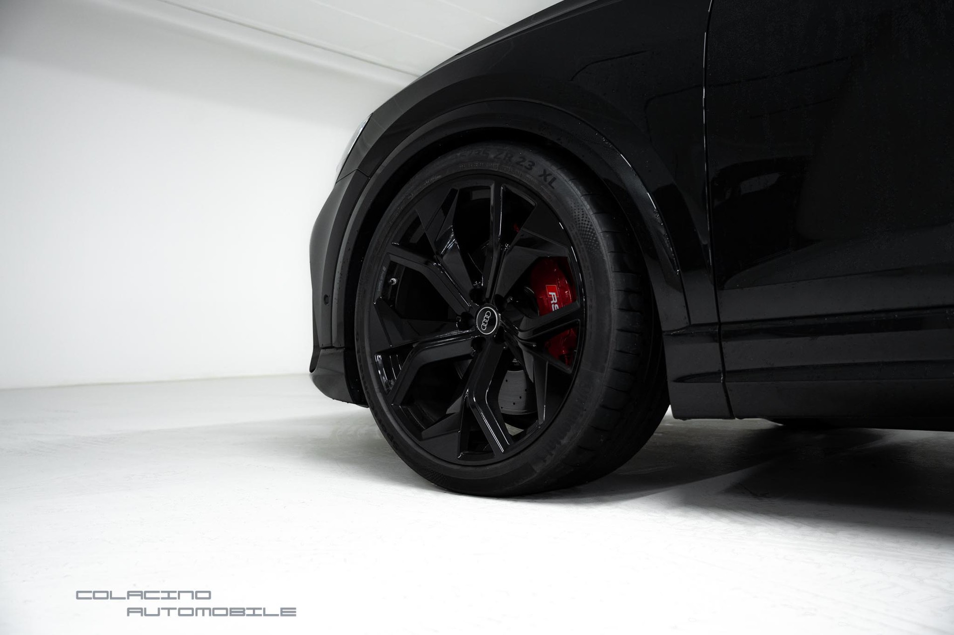 AUDI RSQ8 quattro tiptronic-image-8
