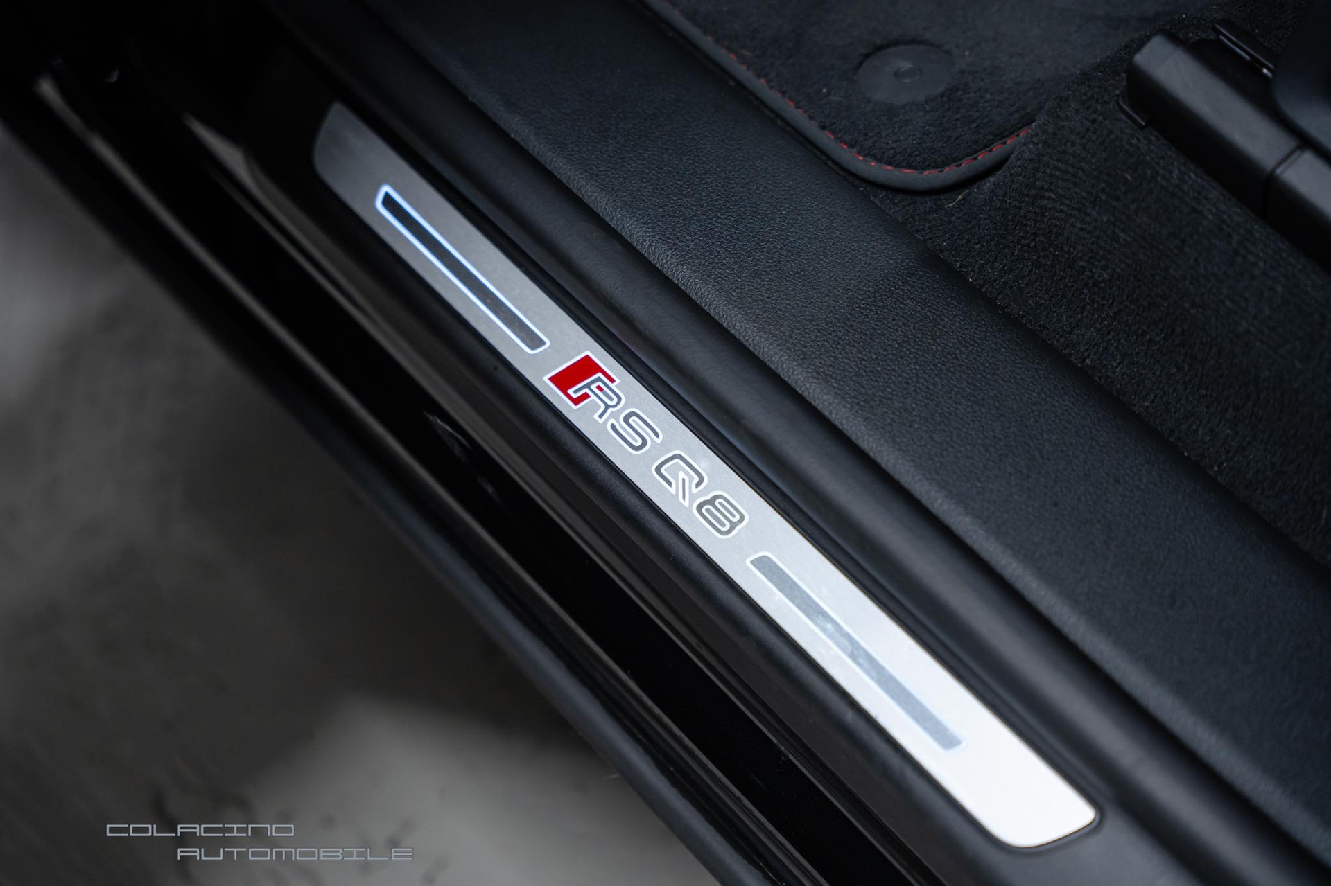 AUDI RSQ8 quattro tiptronic-image-18