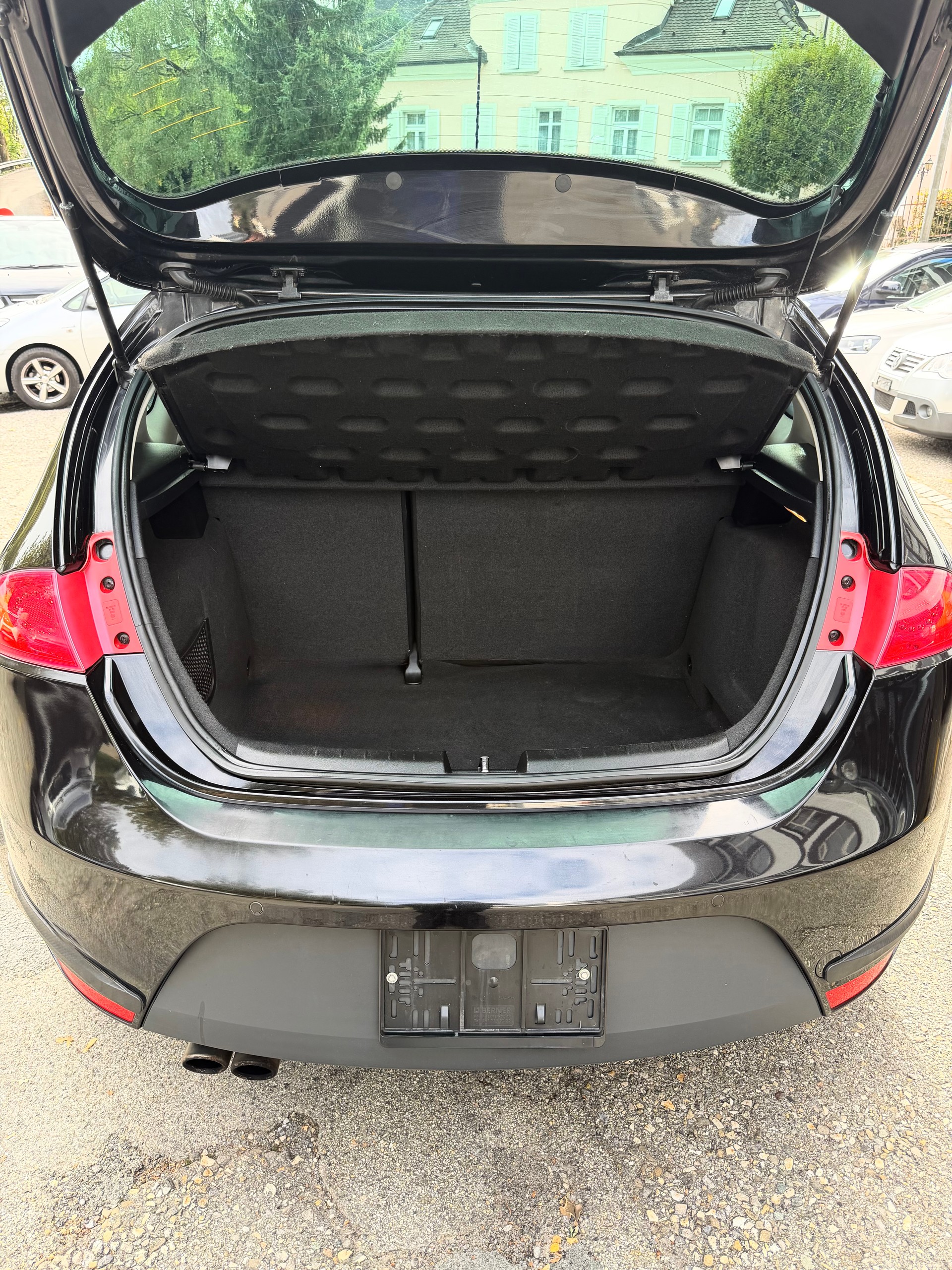 SEAT Leon 2.0 TSI FR DSG-image-15