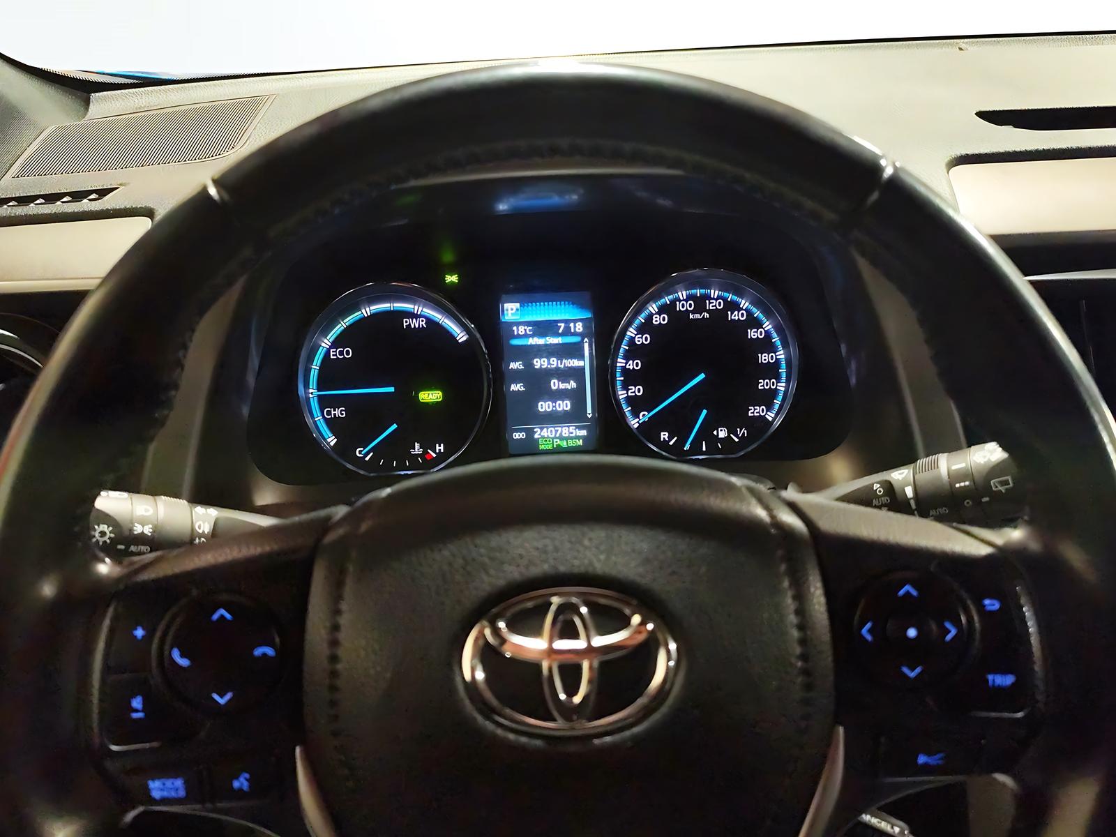 TOYOTA RAV4 2.5 HSD Style-image-11