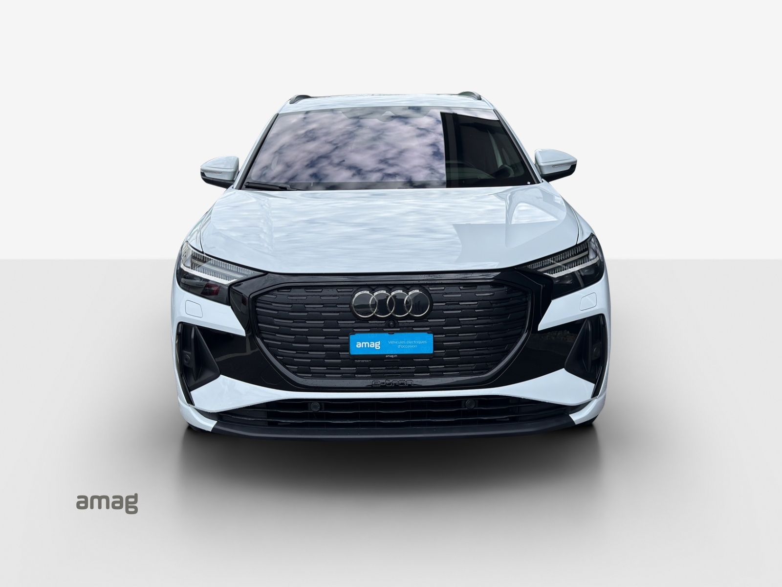 AUDI Q4 e-tron 50 quattro-image-6