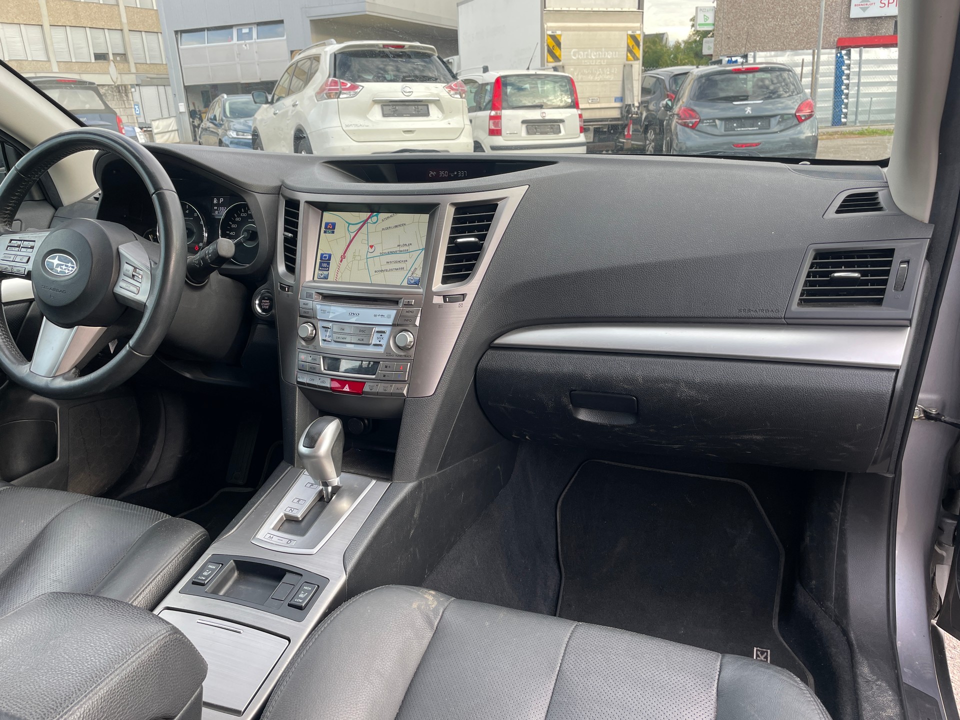 SUBARU Outback 2.5i Limited AWD Lineartronic-image-9