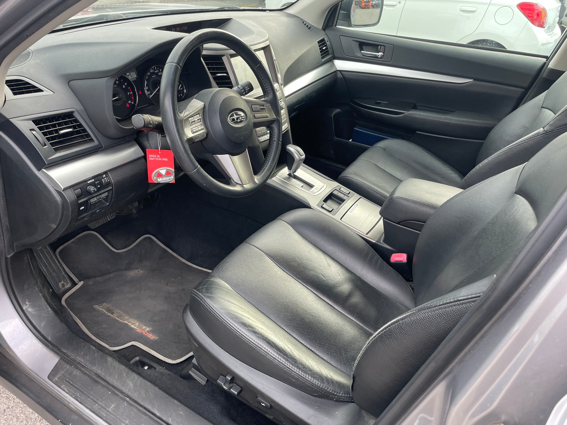 SUBARU Outback 2.5i Limited AWD Lineartronic-image-5