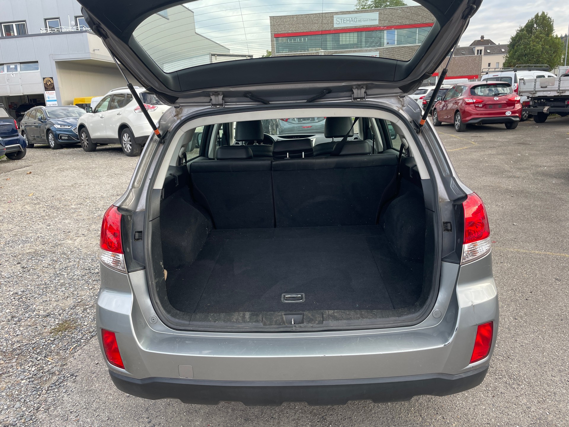 SUBARU Outback 2.5i Limited AWD Lineartronic-image-10