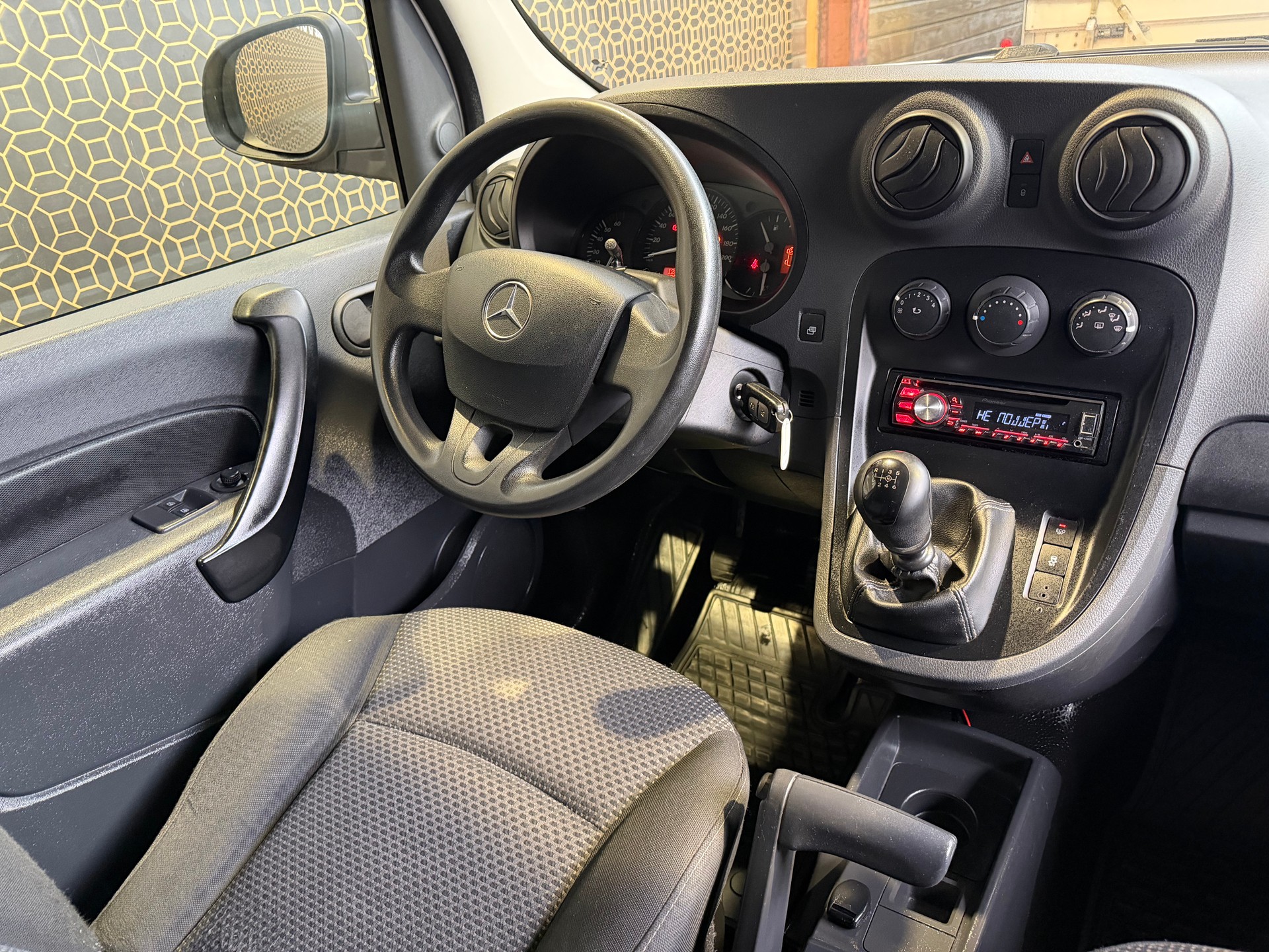 MERCEDES-BENZ Citan 112 L Euro 5-image-4