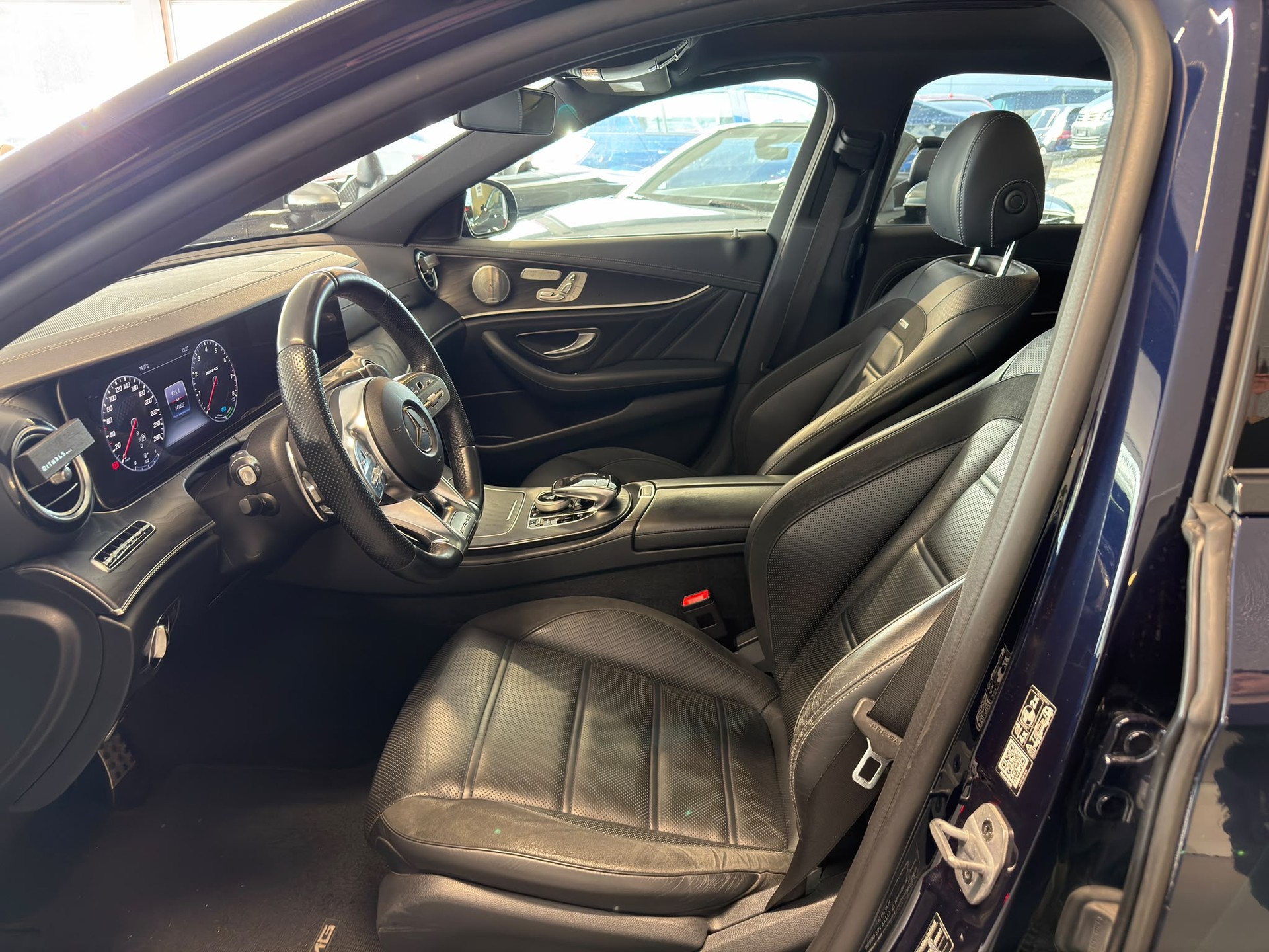 MERCEDES-BENZ E 53 AMG 4Matic+ Speedshift MCT-image-10