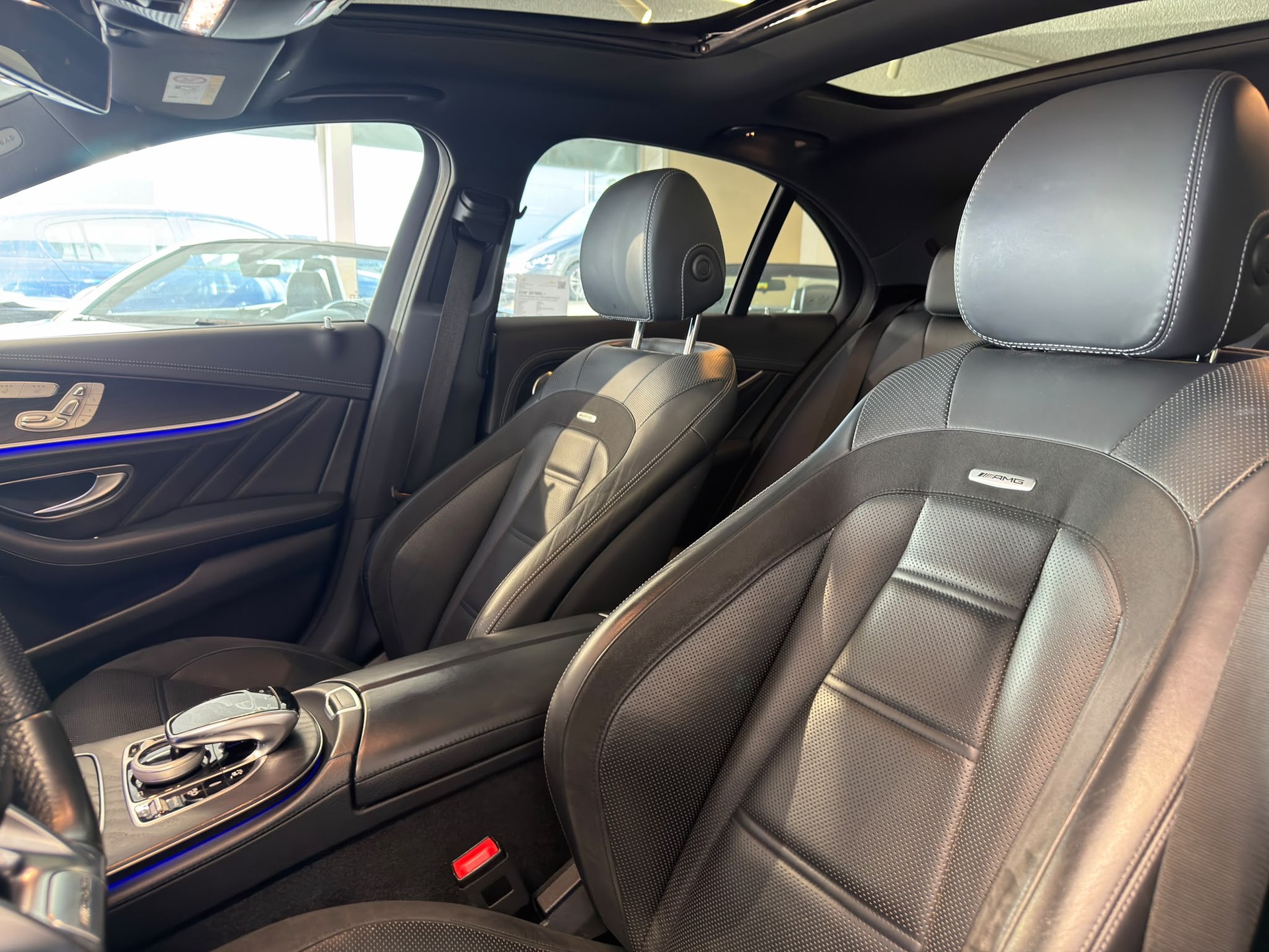 MERCEDES-BENZ E 53 AMG 4Matic+ Speedshift MCT-image-15