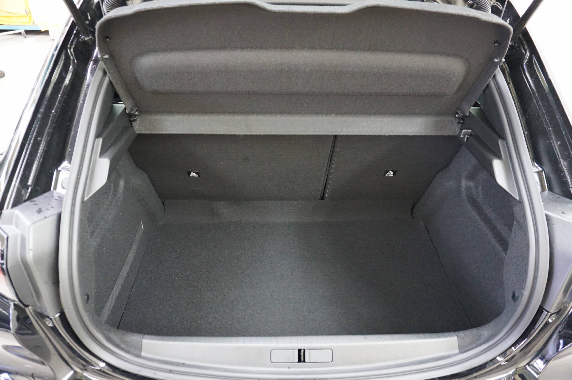 PEUGEOT 208 1.2 PureTech 100 Active Pack-image-5