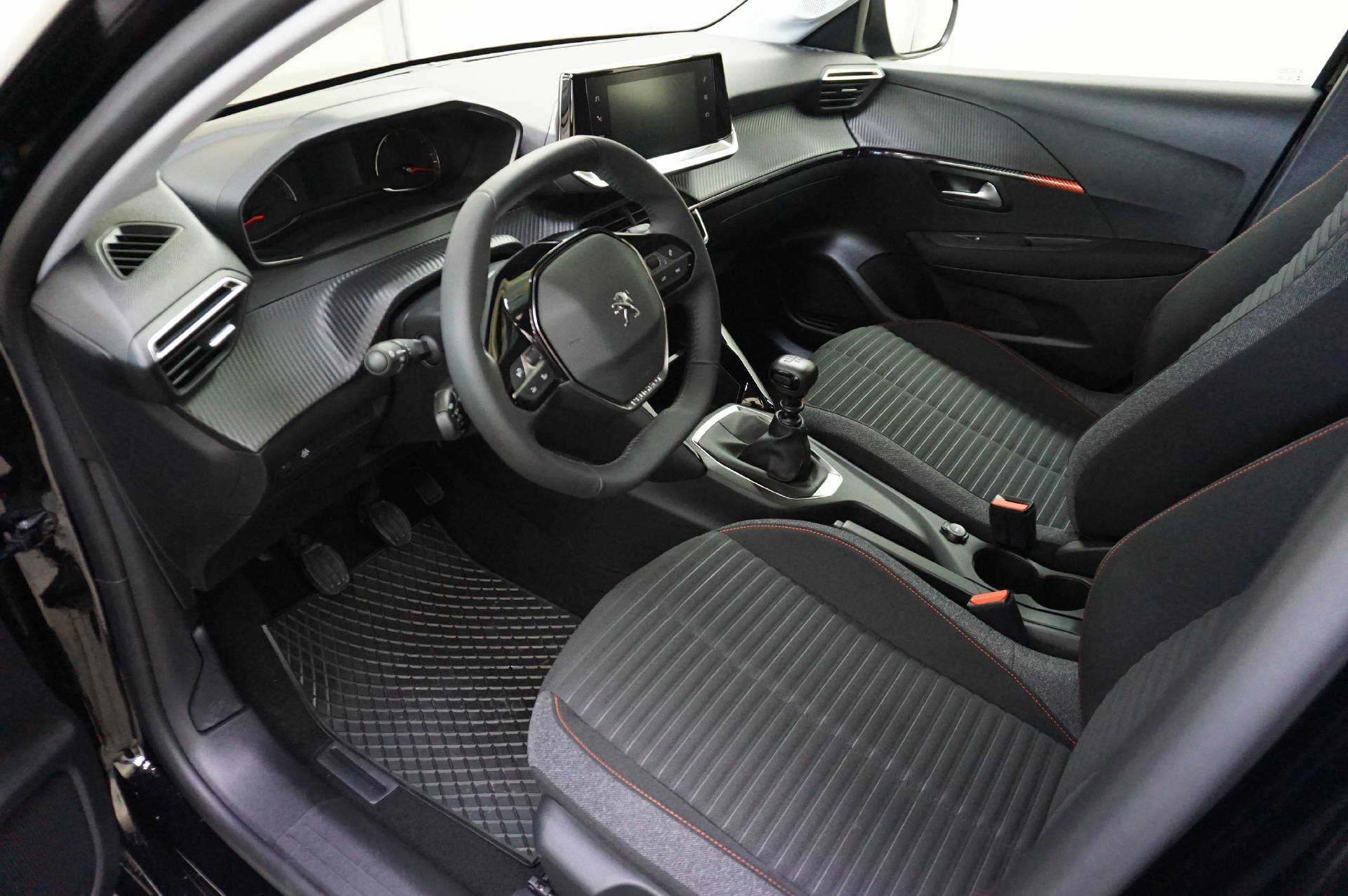 PEUGEOT 208 1.2 PureTech 100 Active Pack-image-1