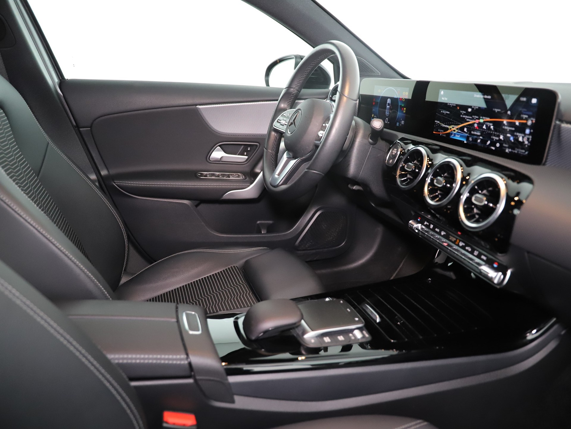 MERCEDES-BENZ A 180 d Progressive 8G automatico-image-10