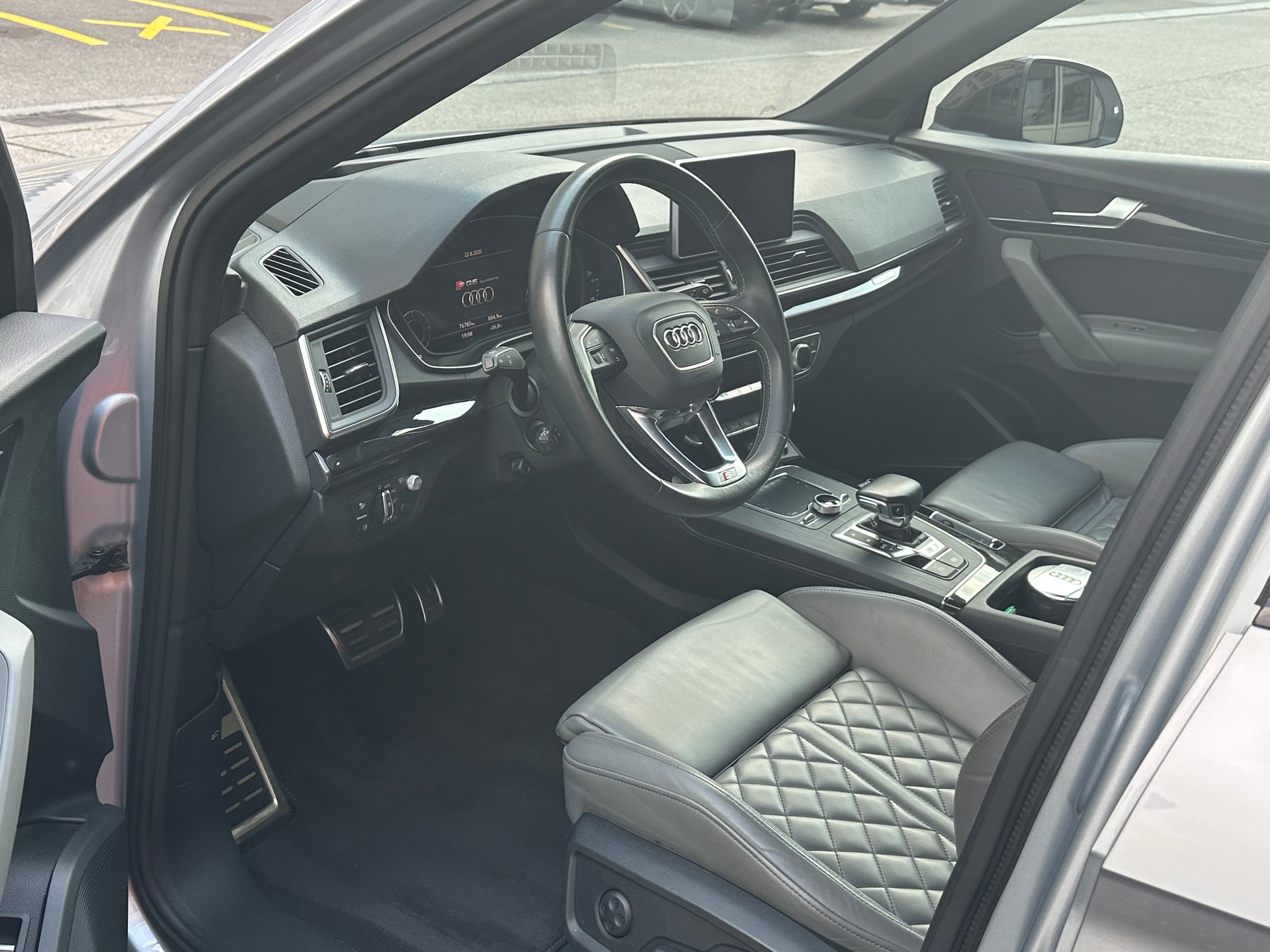 AUDI SQ5 TDI quattro tiptronic-image-5