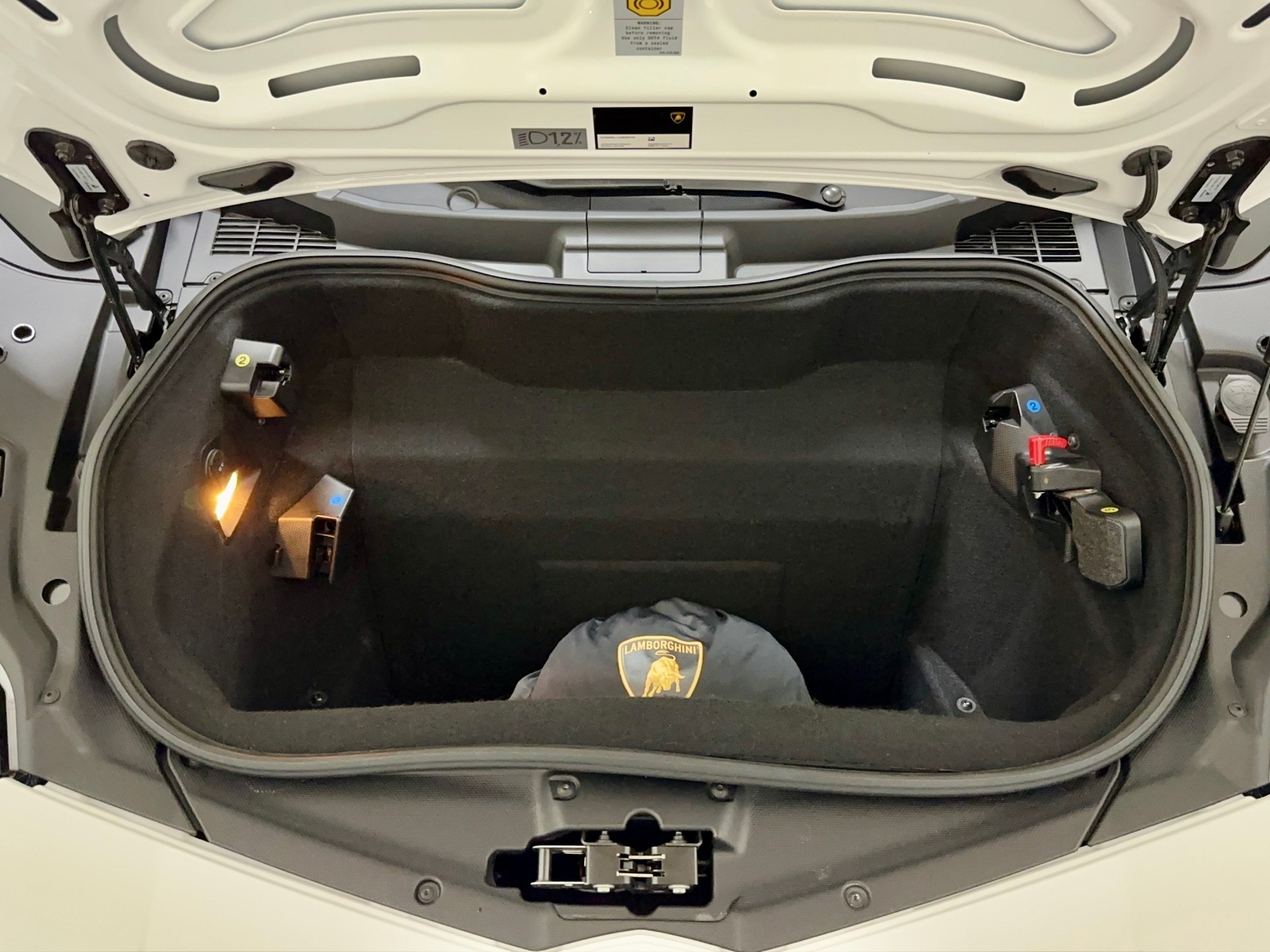 LAMBORGHINI Aventador LP750-4 Superveloce Roadster E-Gear-image-10