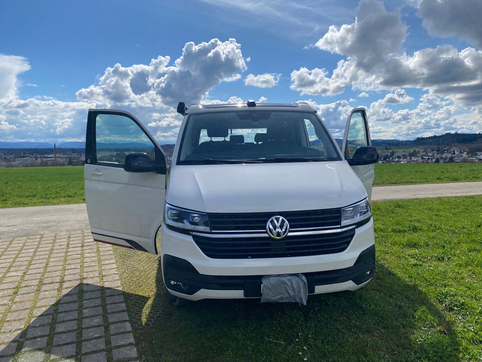VW T6.1 California 2.0 TDI Beach Last Edition-image-1