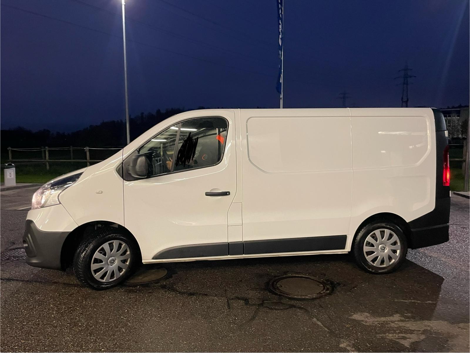 RENAULT Trafic 1.6 dCi 120 2.7t Access L2H1