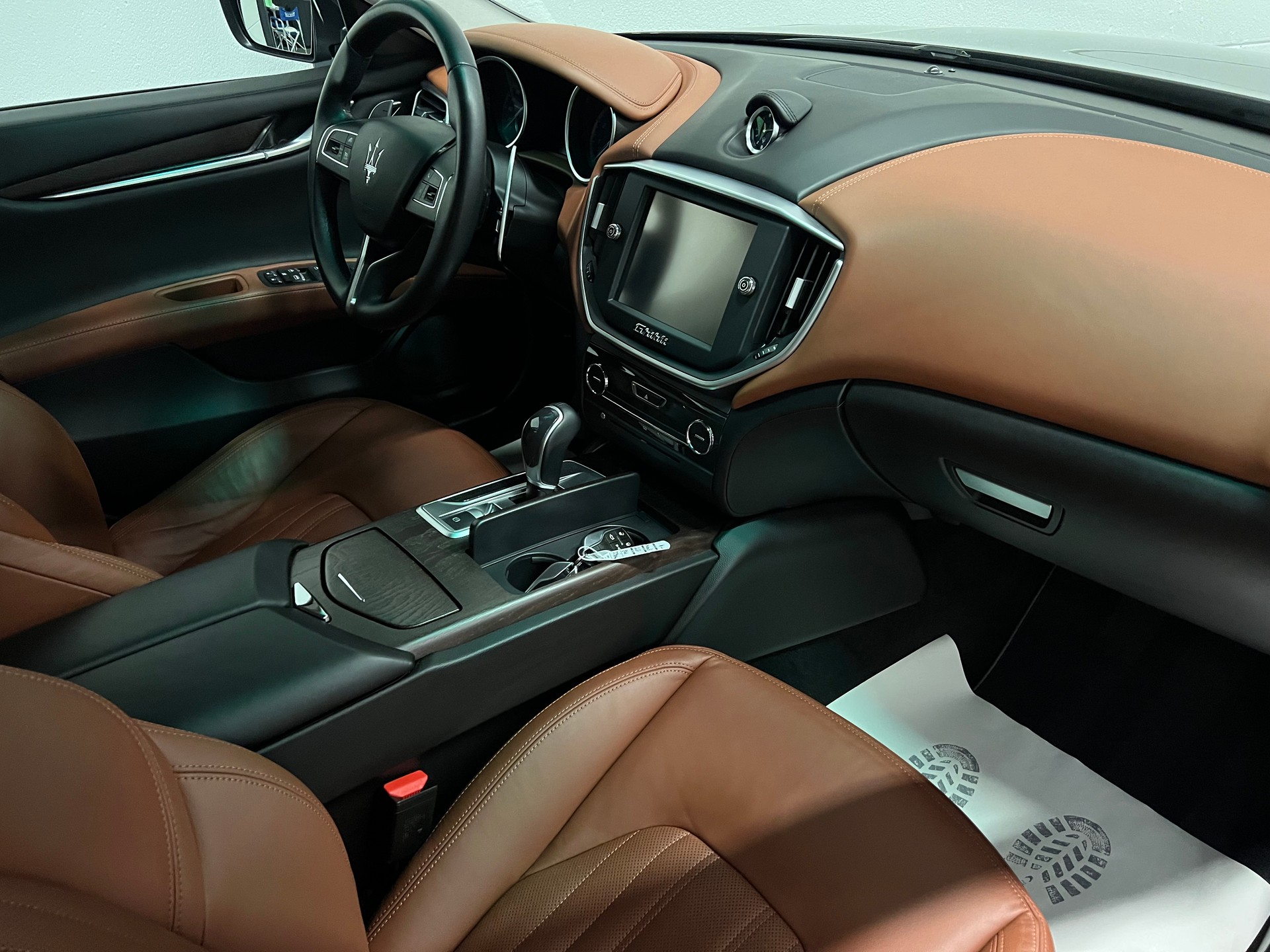 MASERATI Ghibli 3.0 V6 Automatica-image-18
