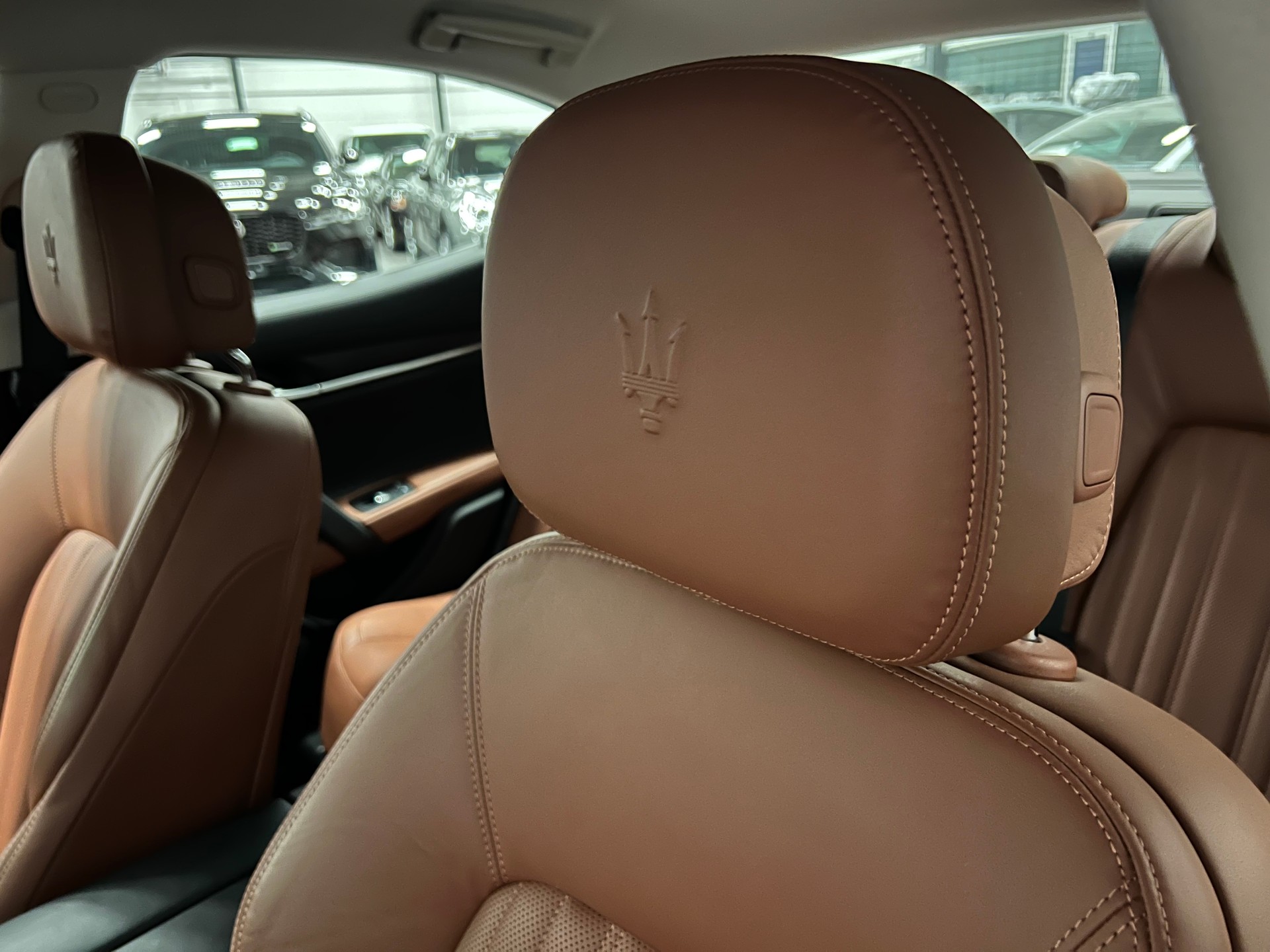 MASERATI Ghibli 3.0 V6 Automatica-image-17