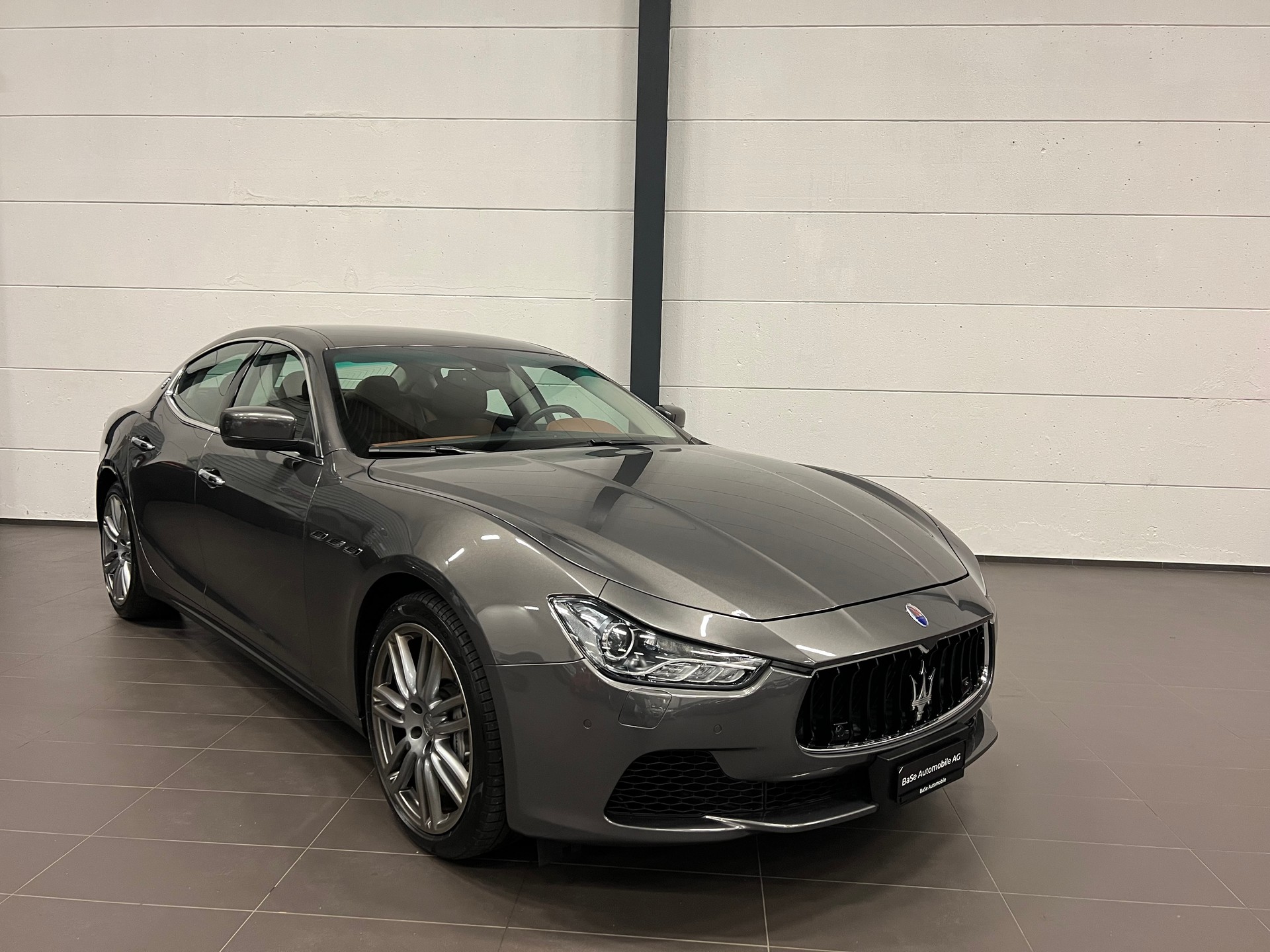 MASERATI Ghibli 3.0 V6 Automatica-image-3