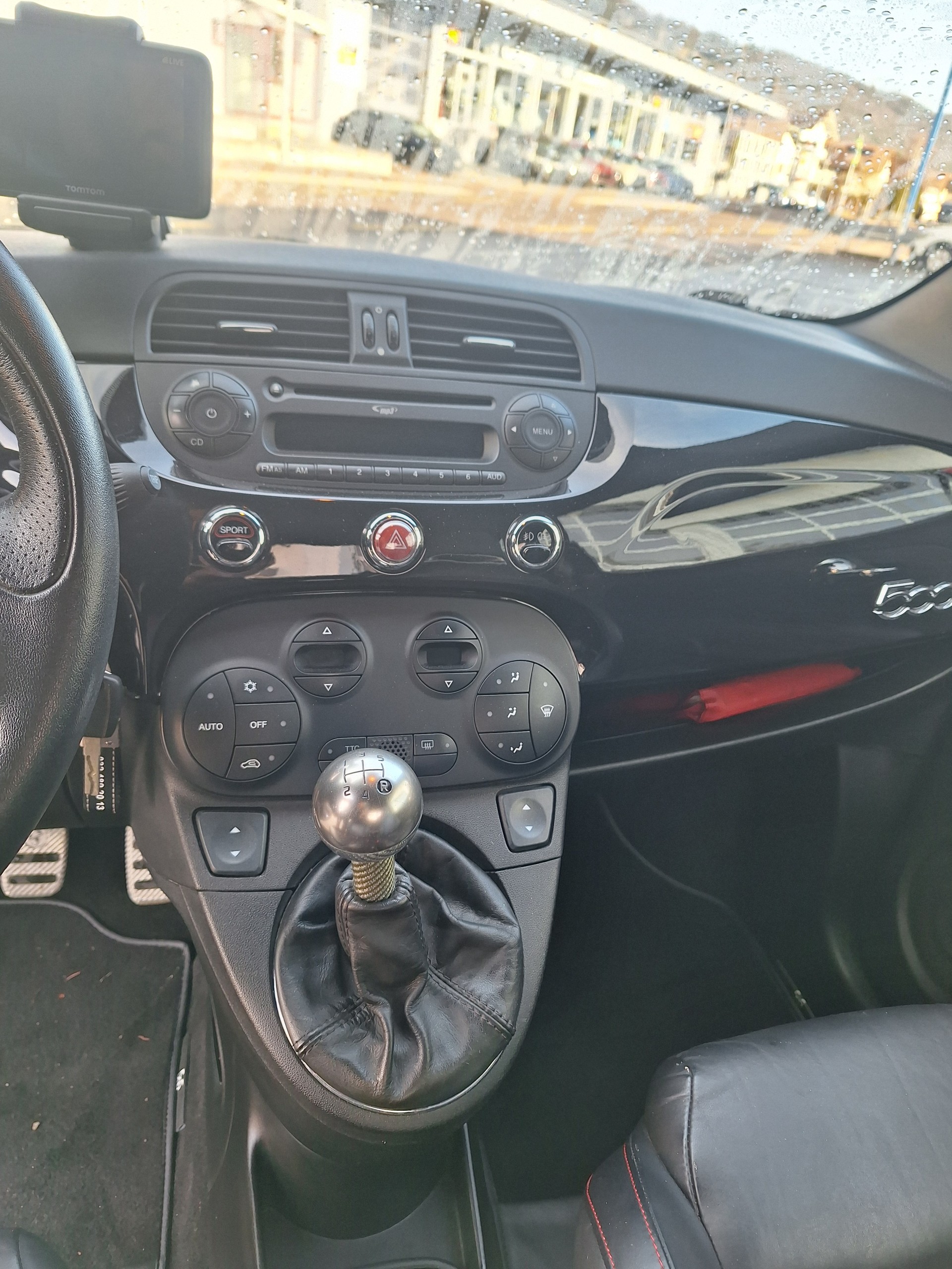 FIAT 595 1.4 16V Turbo Abarth Turismo-image-7