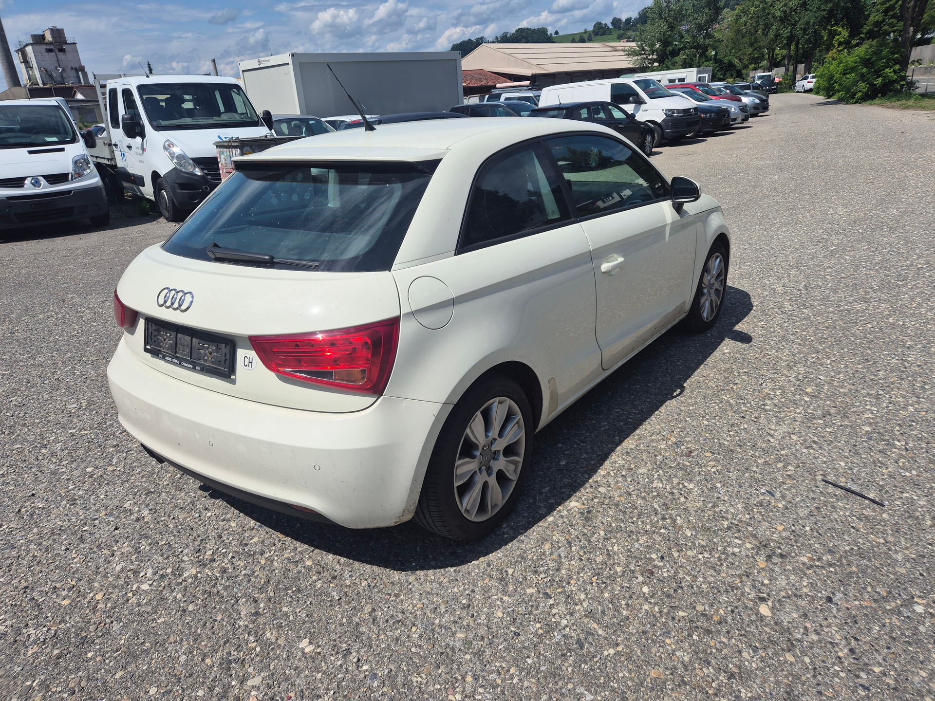 AUDI A1 1.4 TFSI Attraction S-tronic-image-4