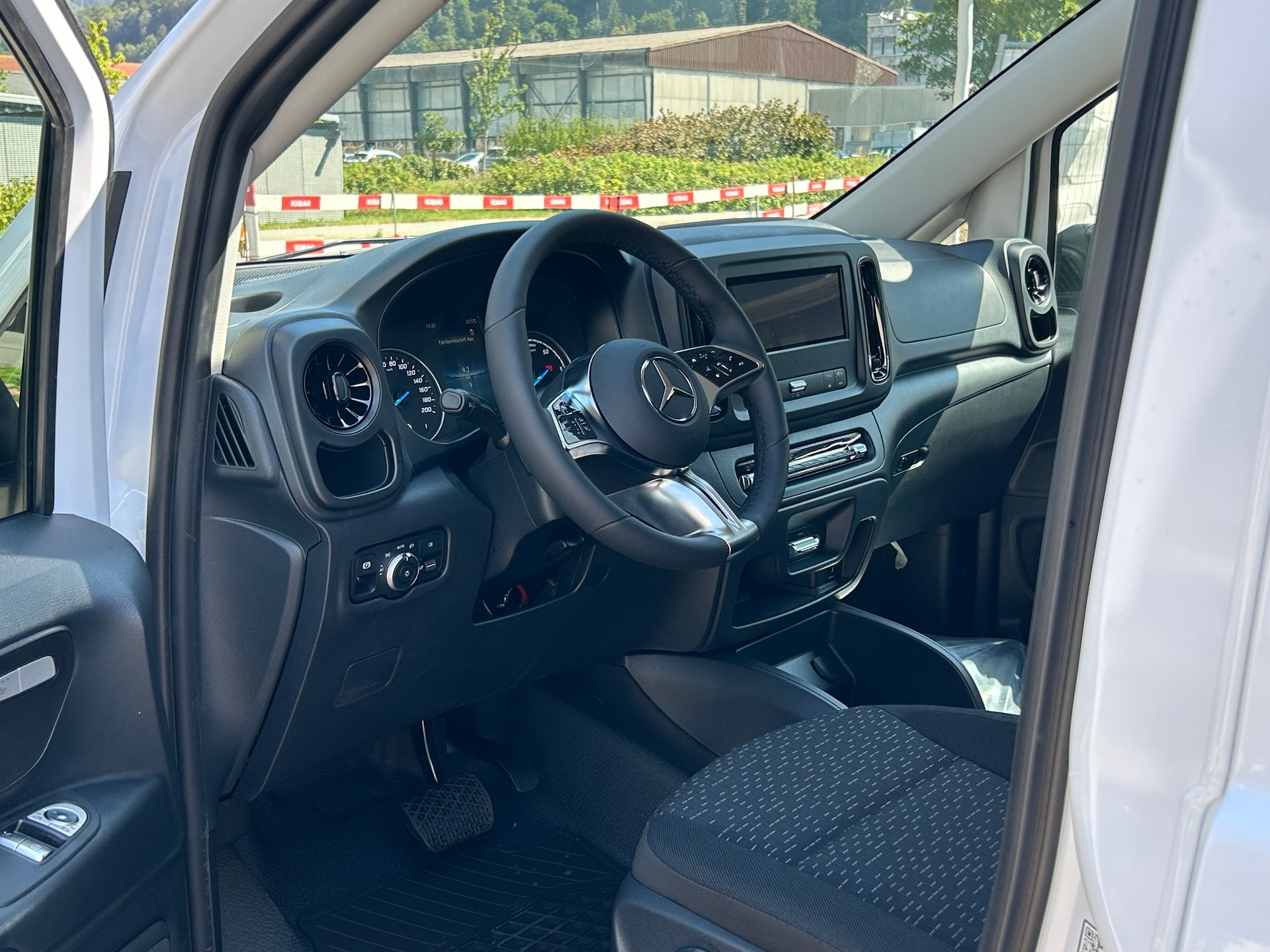 MERCEDES-BENZ eVito 129 KA Lang WORKER-image-10