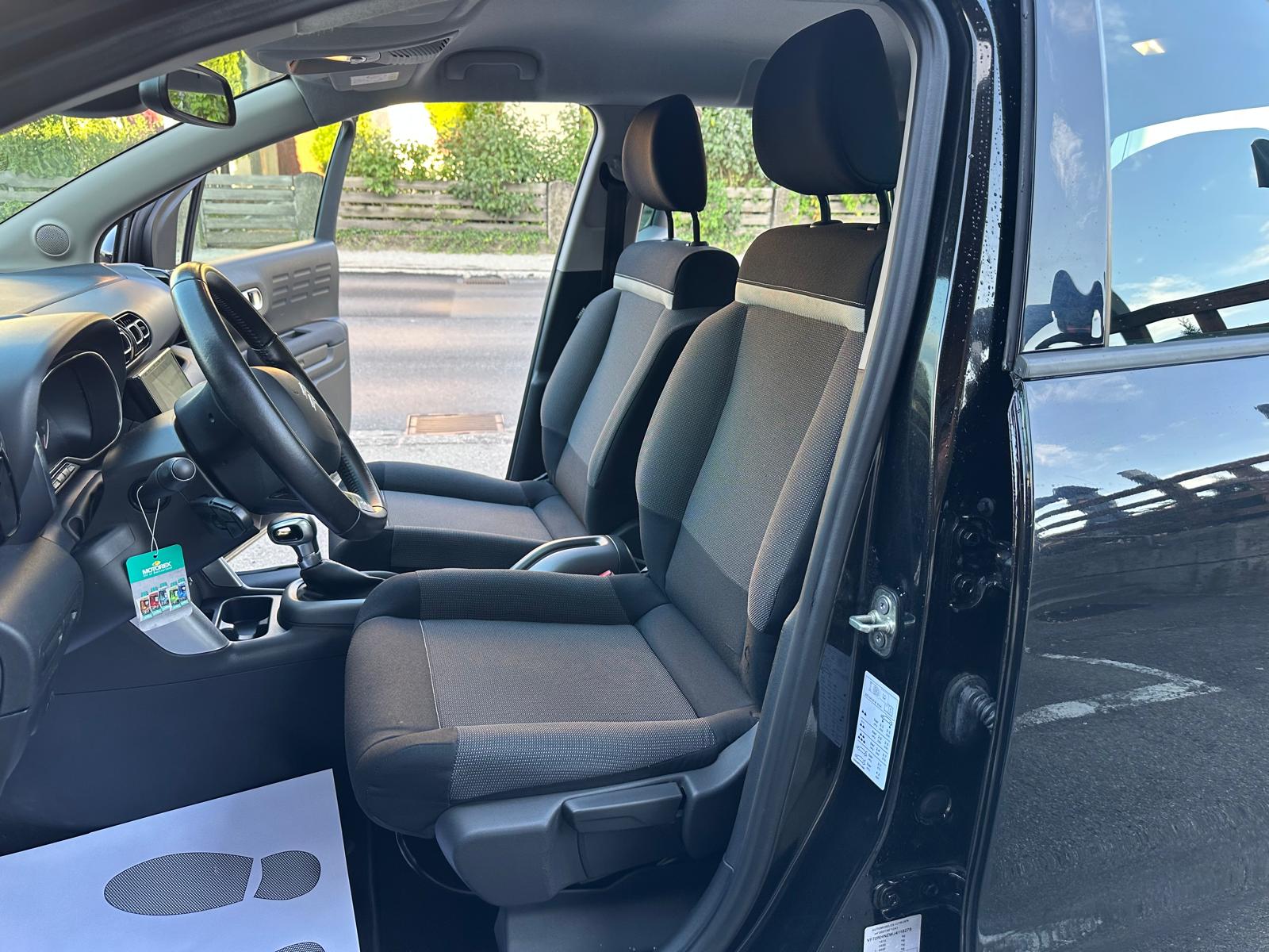 CITROEN C3 Aircross 1.2i PureTech Feel EAT-image-8