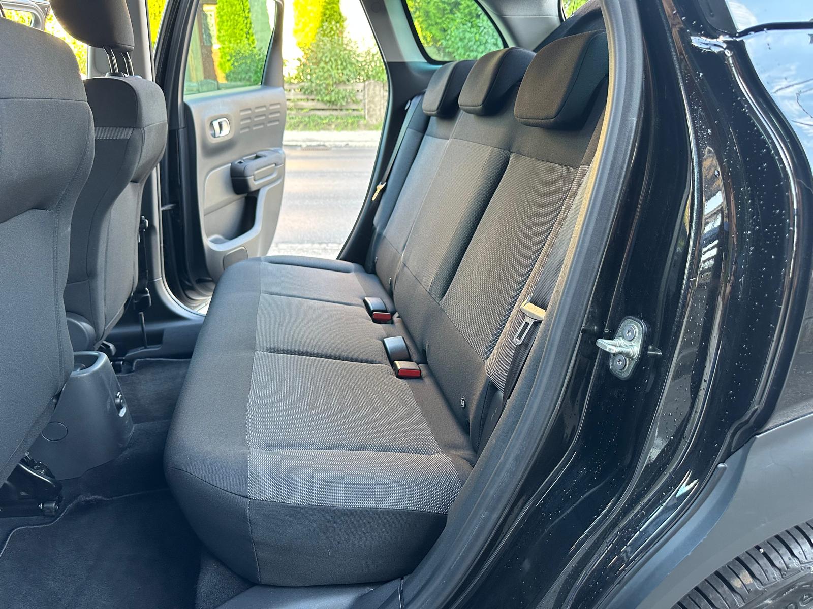 CITROEN C3 Aircross 1.2i PureTech Feel EAT-image-10