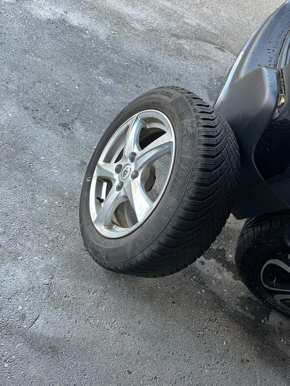 CITROEN C3 Aircross 1.2i PureTech Feel EAT-image-13
