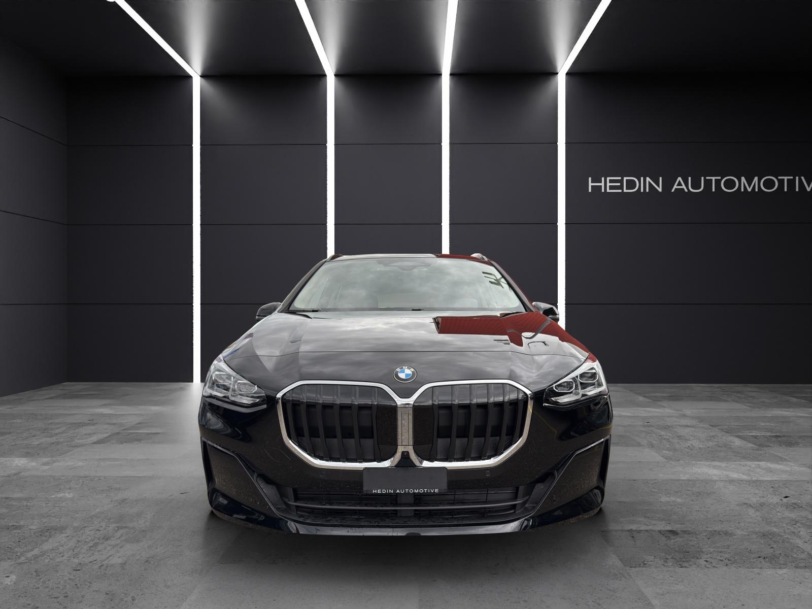 BMW 218d Active Tourer-image-24