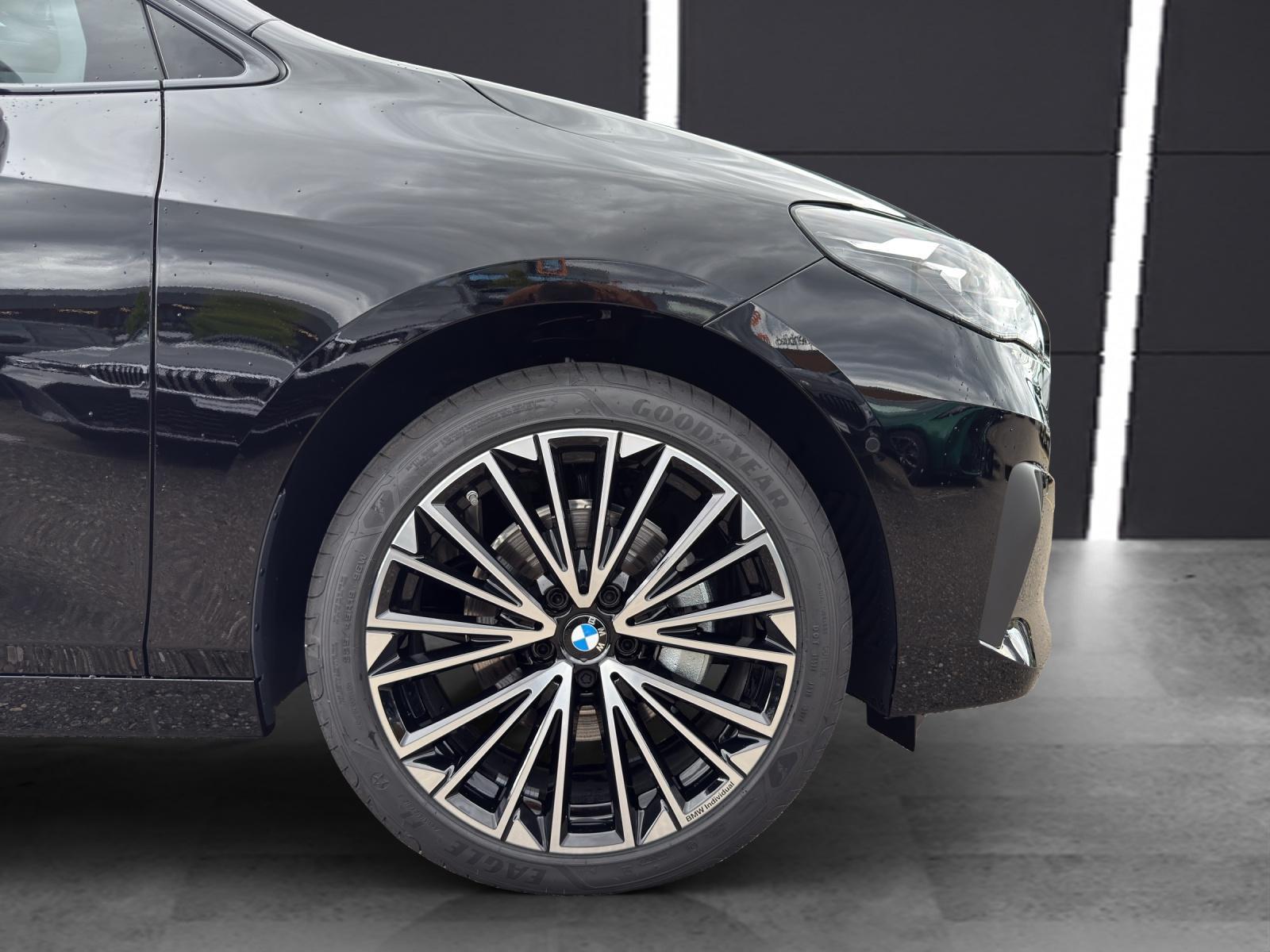 BMW 218d Active Tourer-image-9