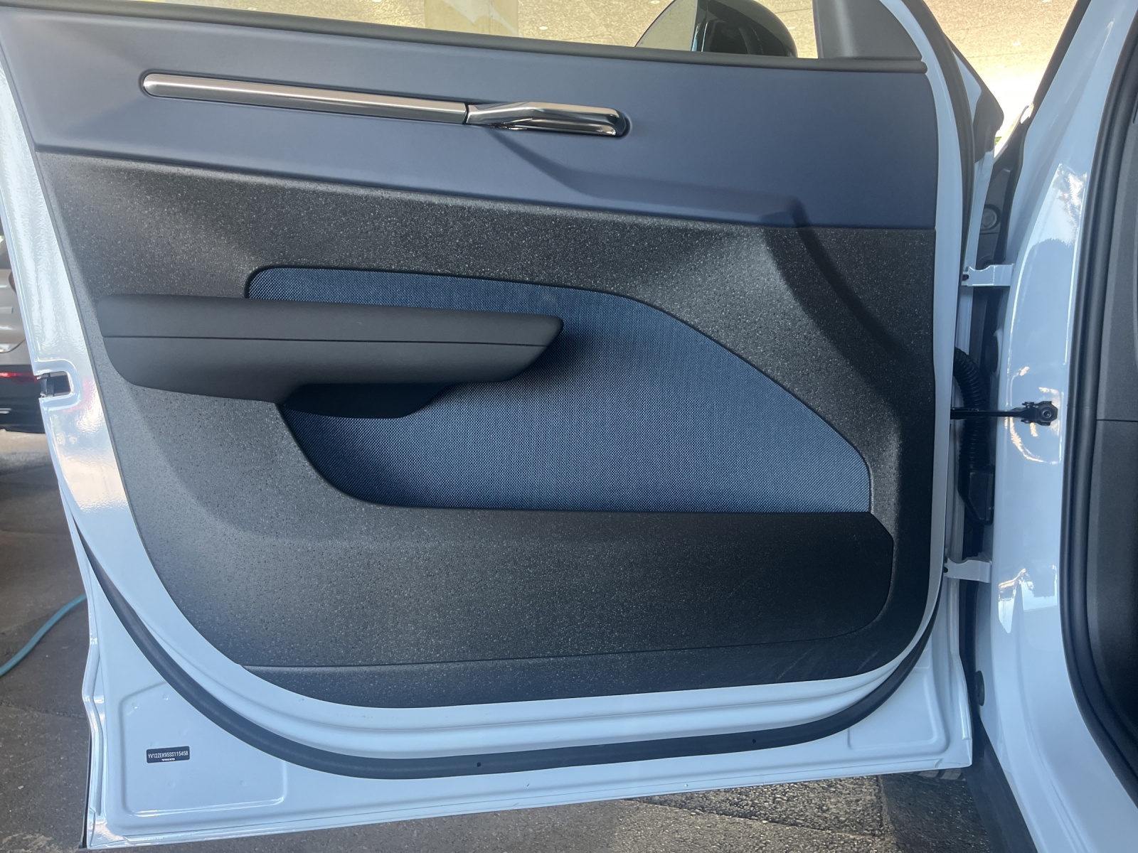 VOLVO EX30 E60 Twin Ultra Performance AWD-image-10