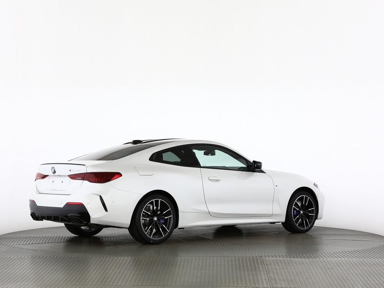 BMW M440i xDrive Coupé M Sport Pro-image-14