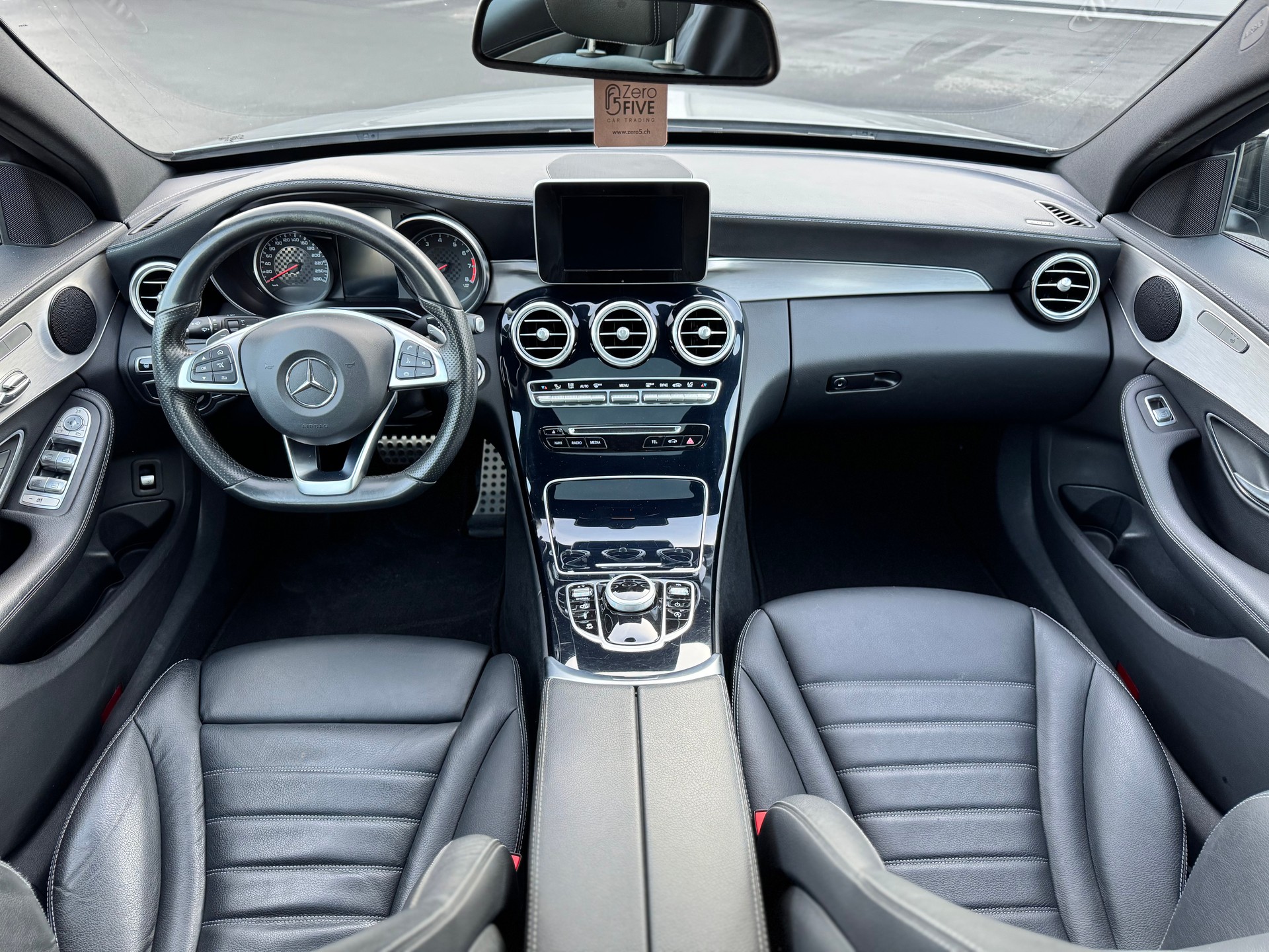 MERCEDES-BENZ C 450 AMG 4Matic 7G-Tronic-image-5