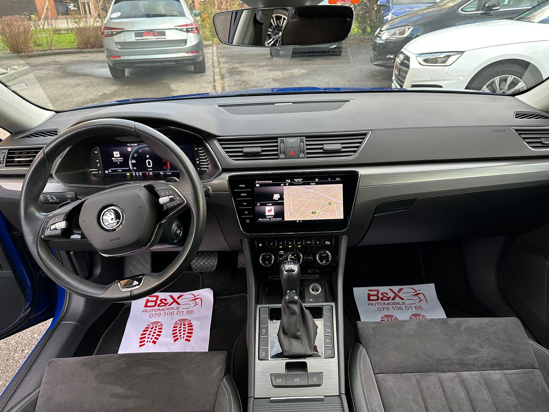 SKODA Superb Combi 2.0 TDi Style 4x4 DSG-image-9