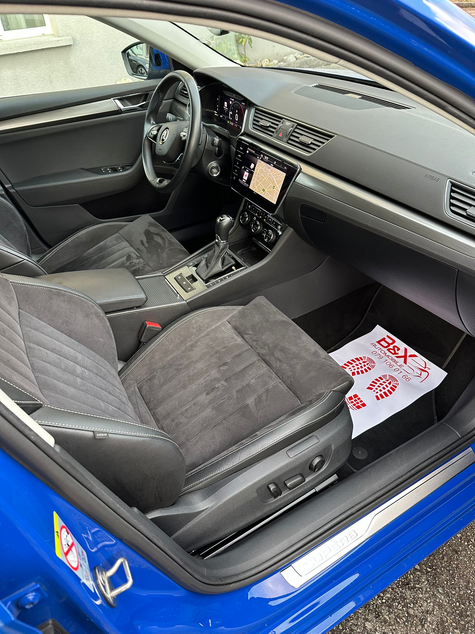 SKODA Superb Combi 2.0 TDi Style 4x4 DSG-image-6