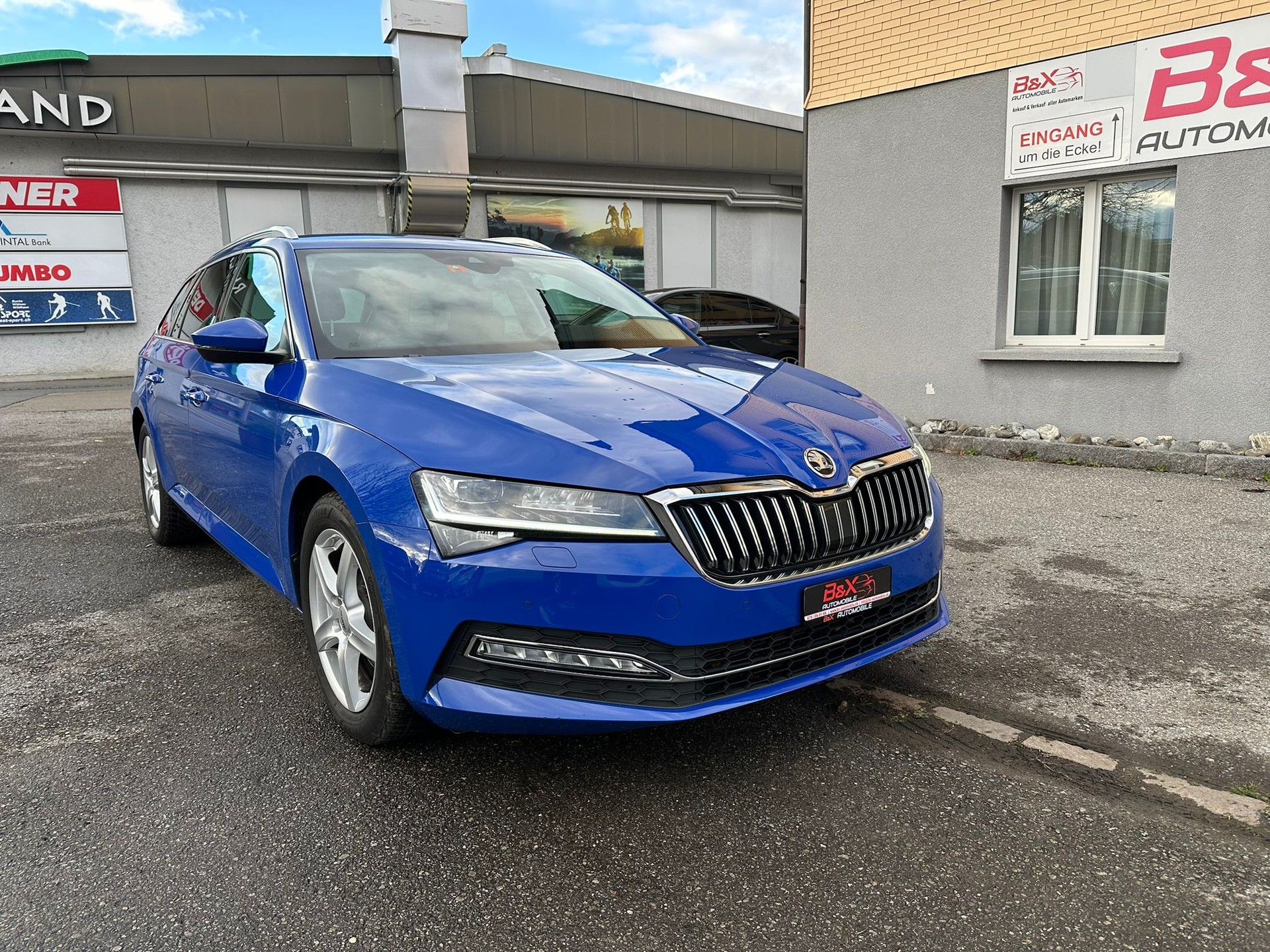 SKODA Superb Combi 2.0 TDi Style 4x4 DSG