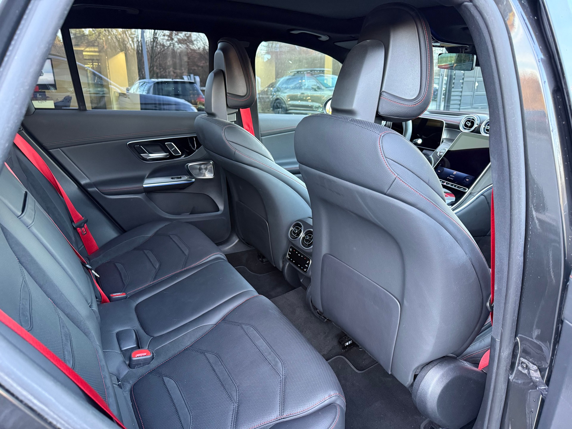 MERCEDES-BENZ GLC 43 AMG Executive Edition 4Matic 9G-Tronic-image-13