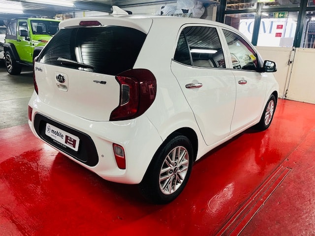 KIA Picanto 1.0 CVVT First Edition AMT-image-3