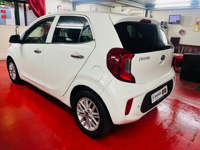 KIA Picanto 1.0 CVVT First Edition AMT-image-1