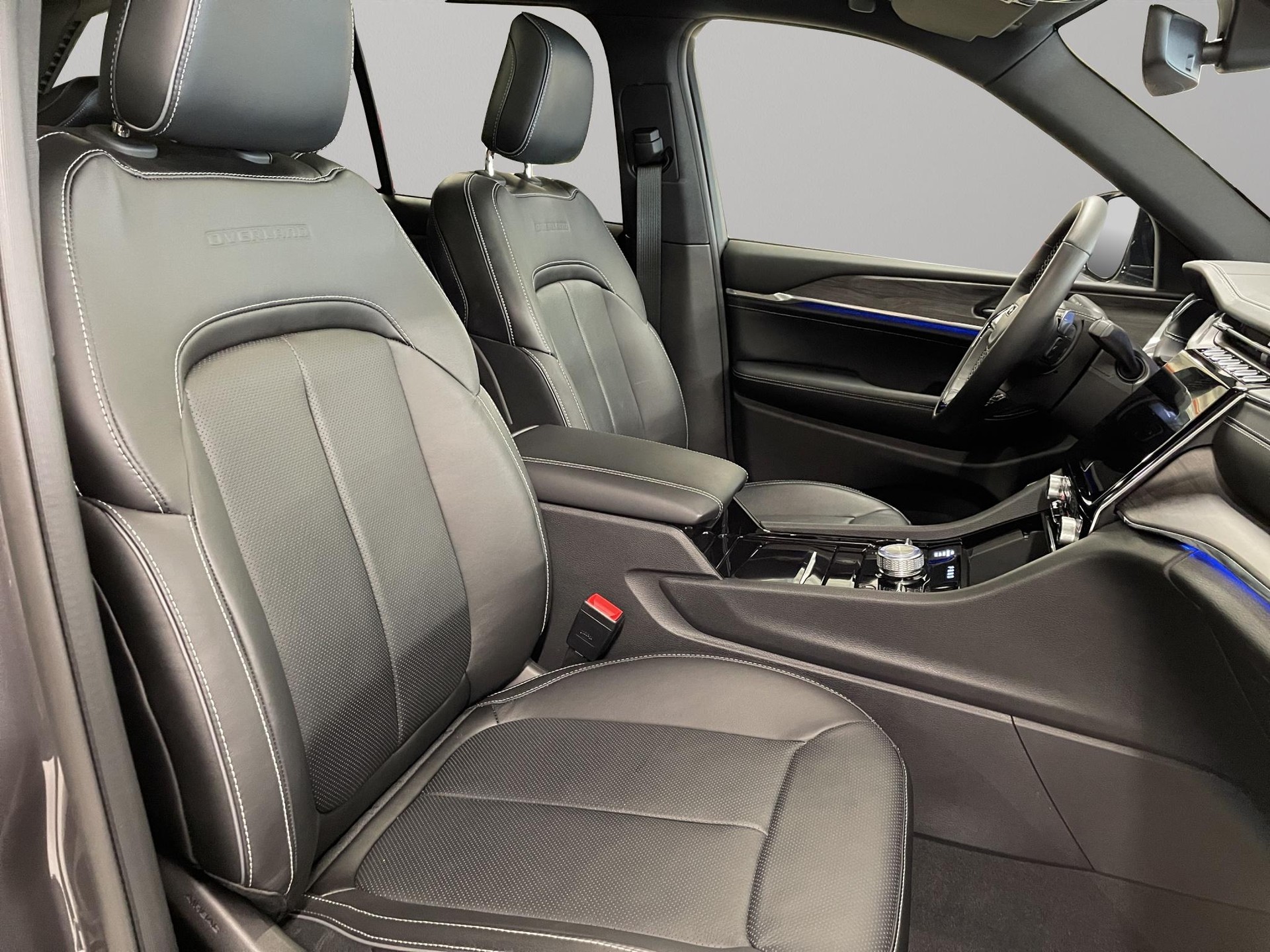 JEEP Grand Cherokee 2.0 Turbo Overland 4xe-showroom-element-3