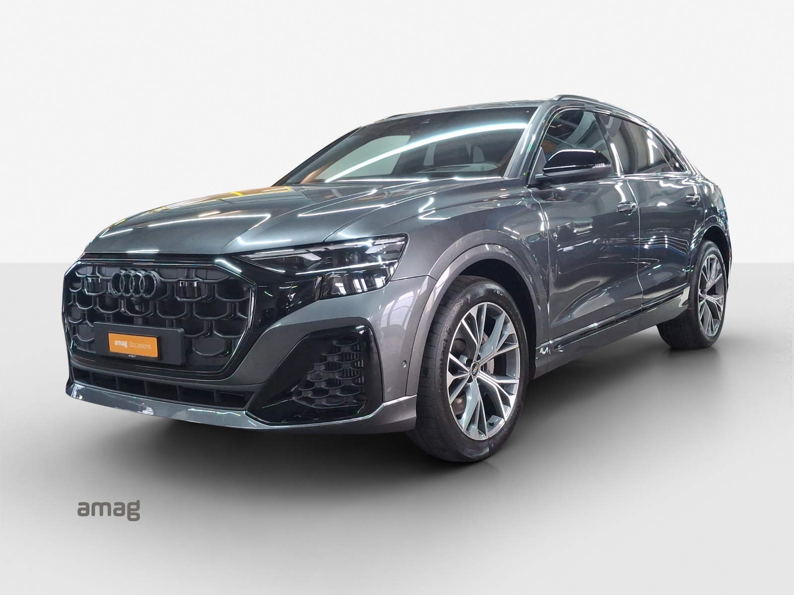 AUDI Q8 55 TFSI e quattro PHEV tiptronic-image-0