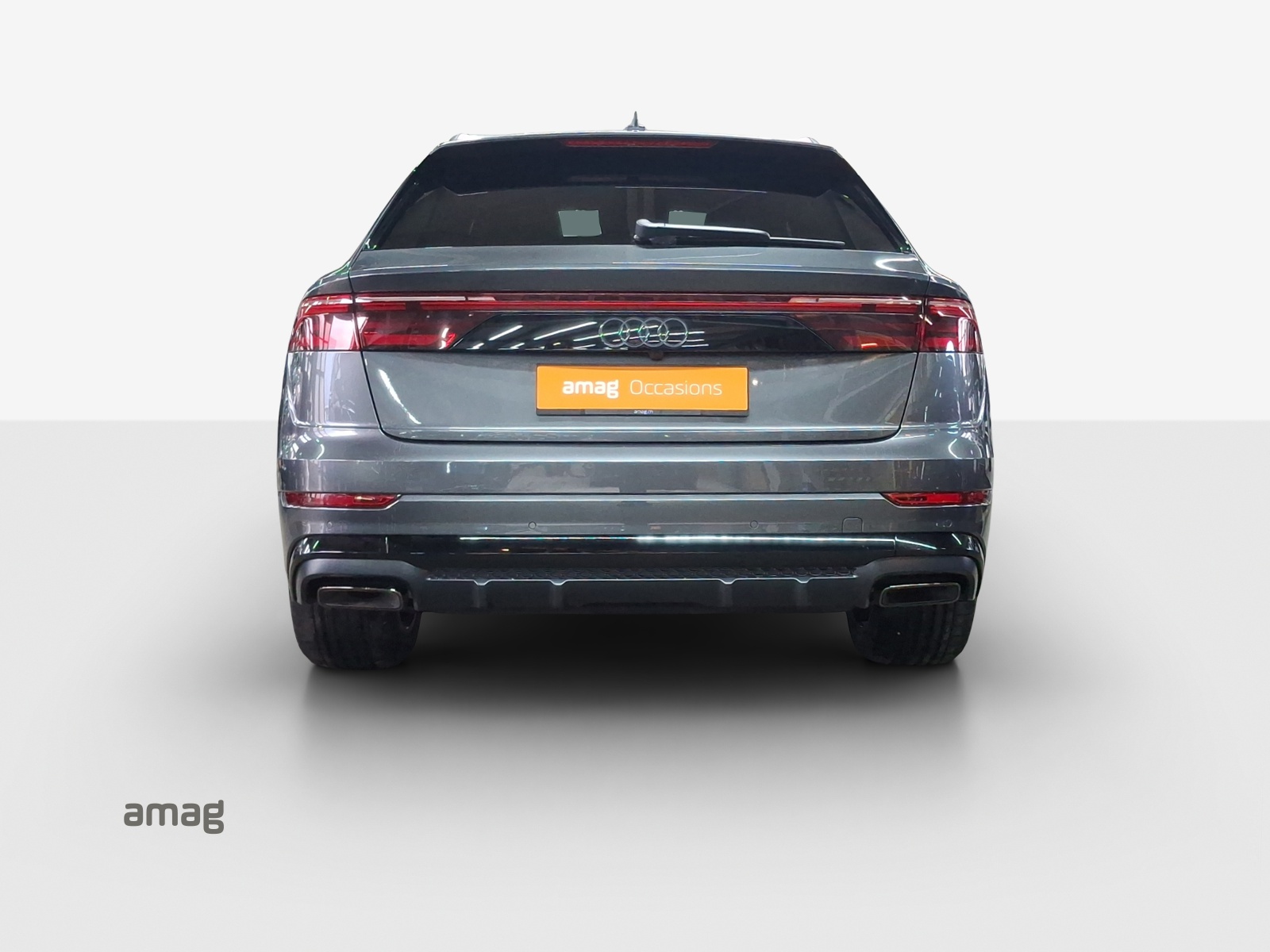 AUDI Q8 55 TFSI e quattro PHEV tiptronic-image-4